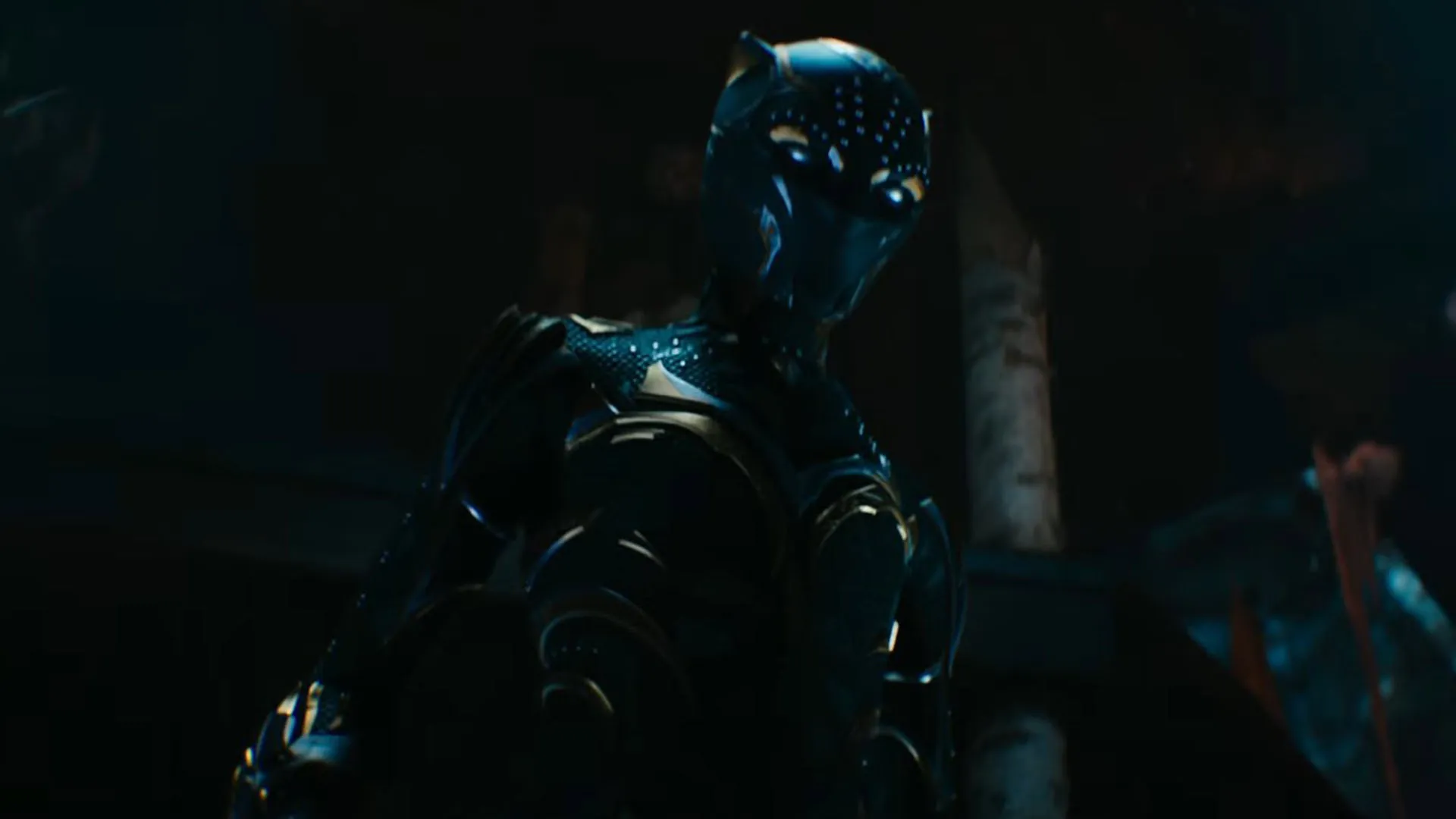 شوری با لباس پلنگ سیاه در فیلم Black Panther: Wakanda Forever