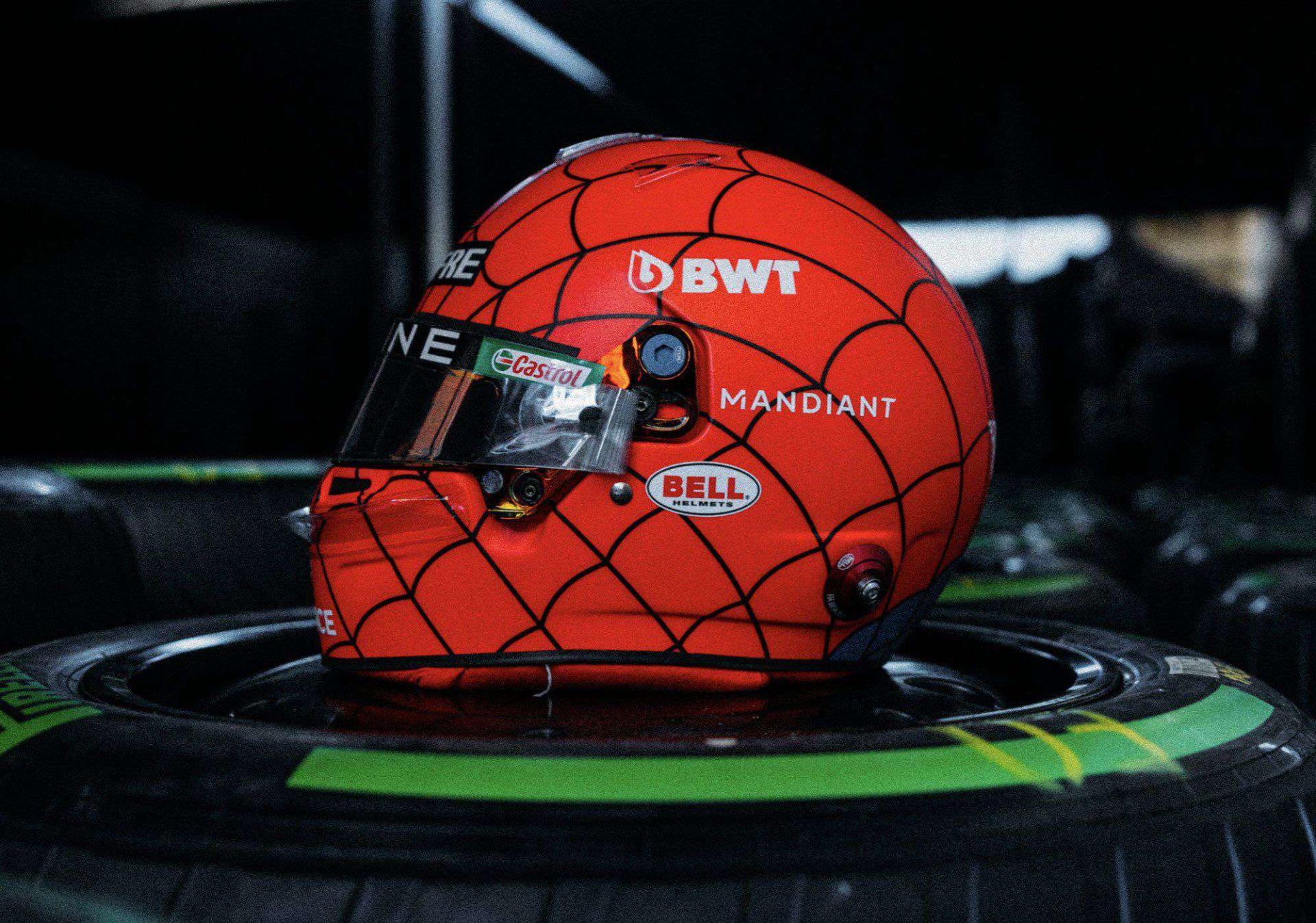 2022-10-formula-1-driver-esteban-ocon-dons-an-amazing-spider-man-inspired-helmet-for-this-weekends-us-race-03