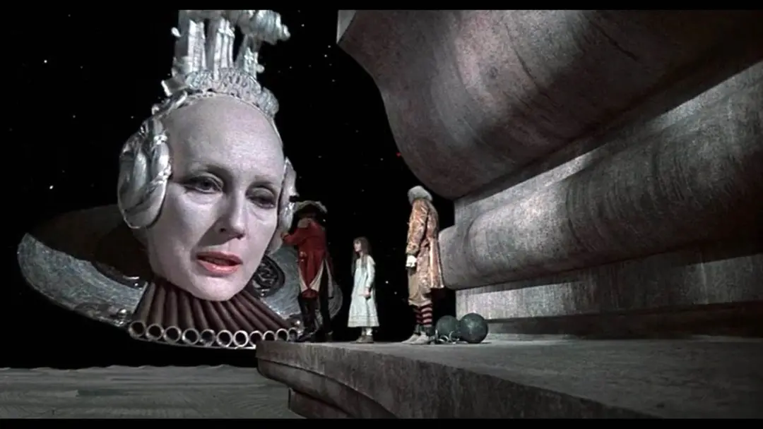 سارا پالی و دیگر بازیگران اصلی فیلم The Adventures of Baron Munchausen
