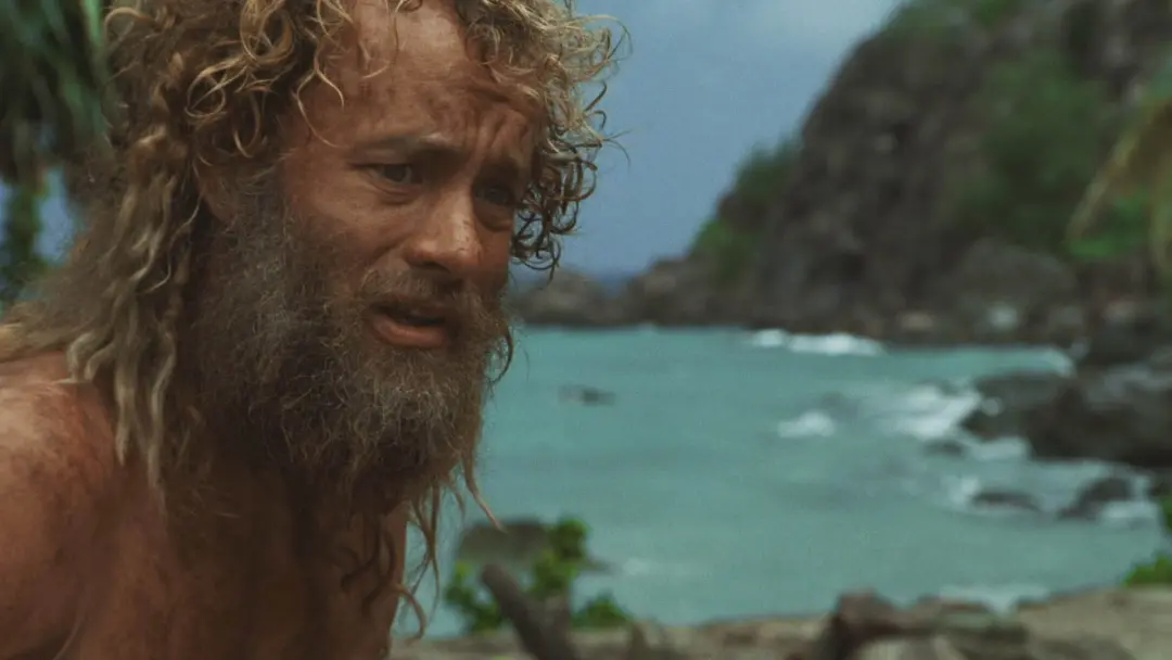 تام هنکس در یک جزیره دور افتاده در فیلم Cast Away