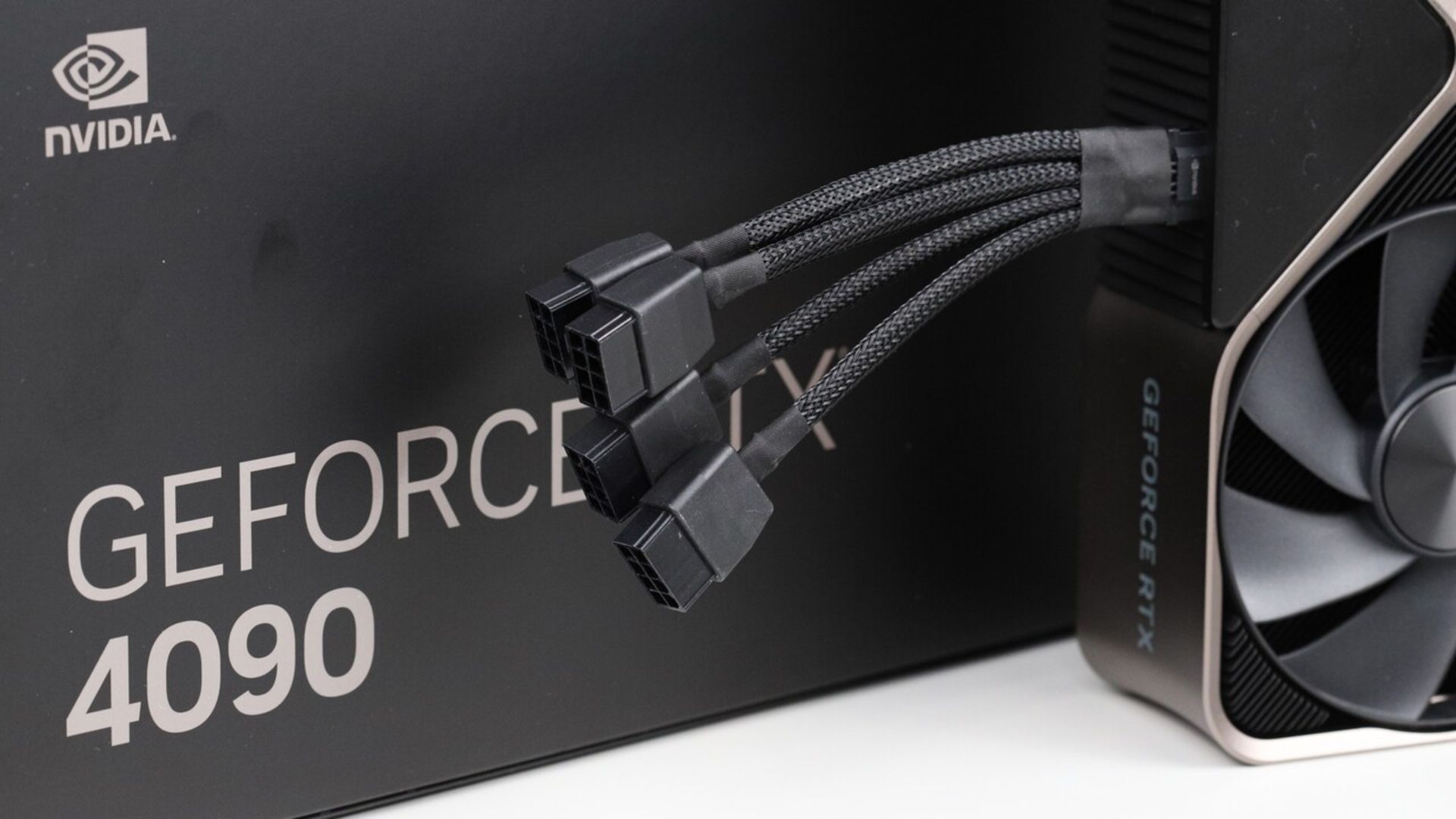 کانکتور 12VHPWR کارت گرافیک RTX4090