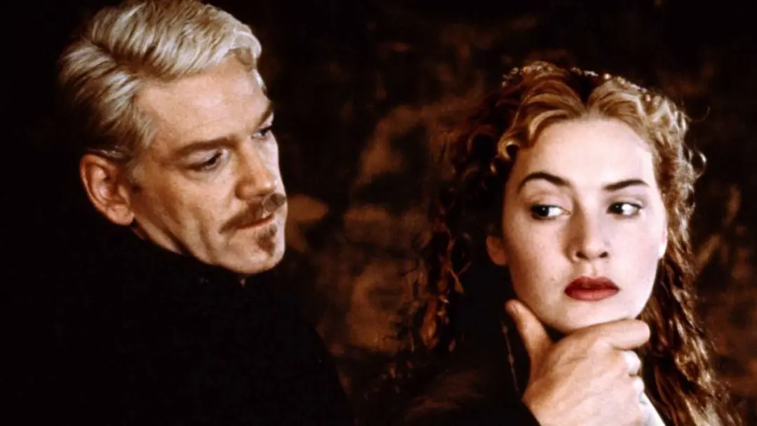 کیت وینسلت به همراه کنت برانا در فیلم Hamlet