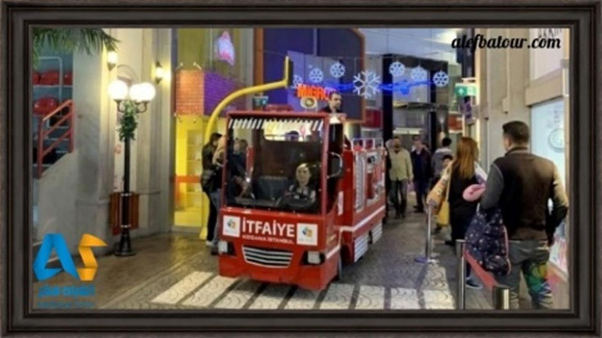 مرکز بازی کودکان کیدزانیا - KidZania