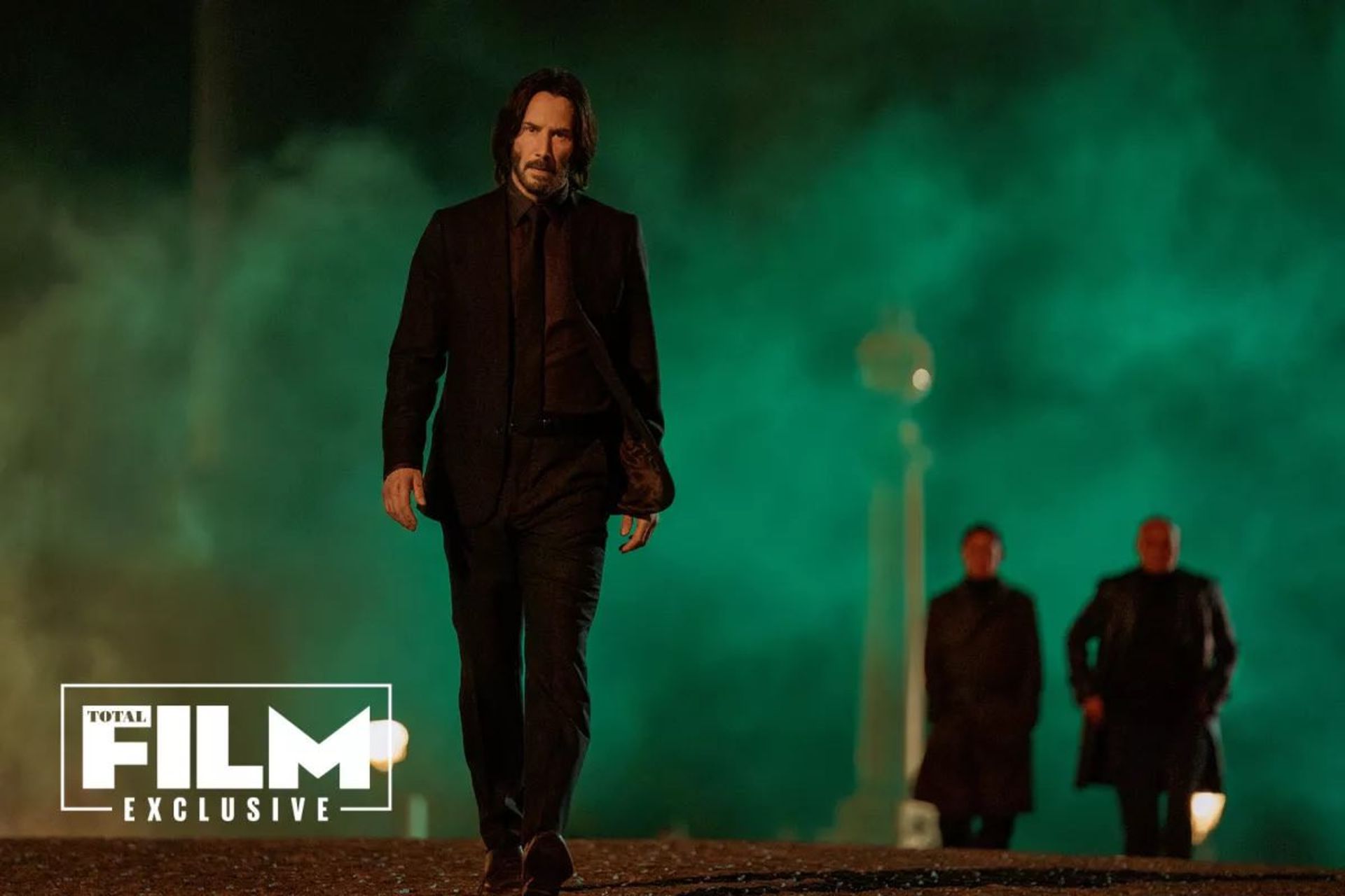 تعقیب کیانو ریوز توسط افراد ناشناس در فیلم John Wick: Chapter 4 