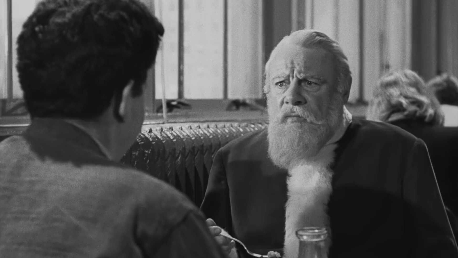 فیلم Miracle on 34th Street با حضور سانتا کلاز (بابا نوئل)