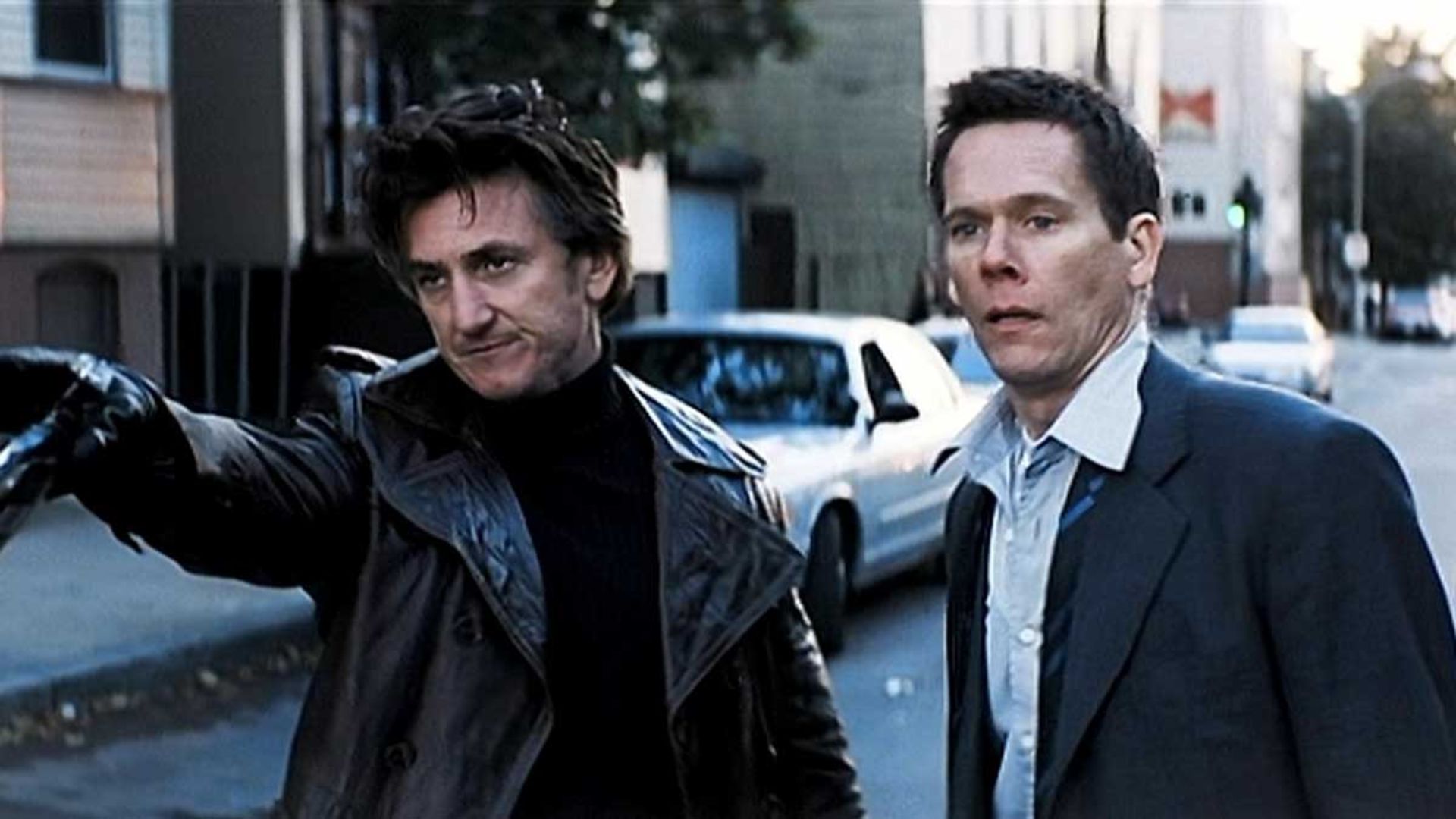 شان پن وسط خیابان در فیلم Mystic River (رودخانه مرموز)