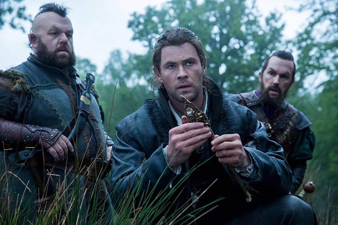 2022-3-chris-hemsworth-the-huntsman-winter-s-war