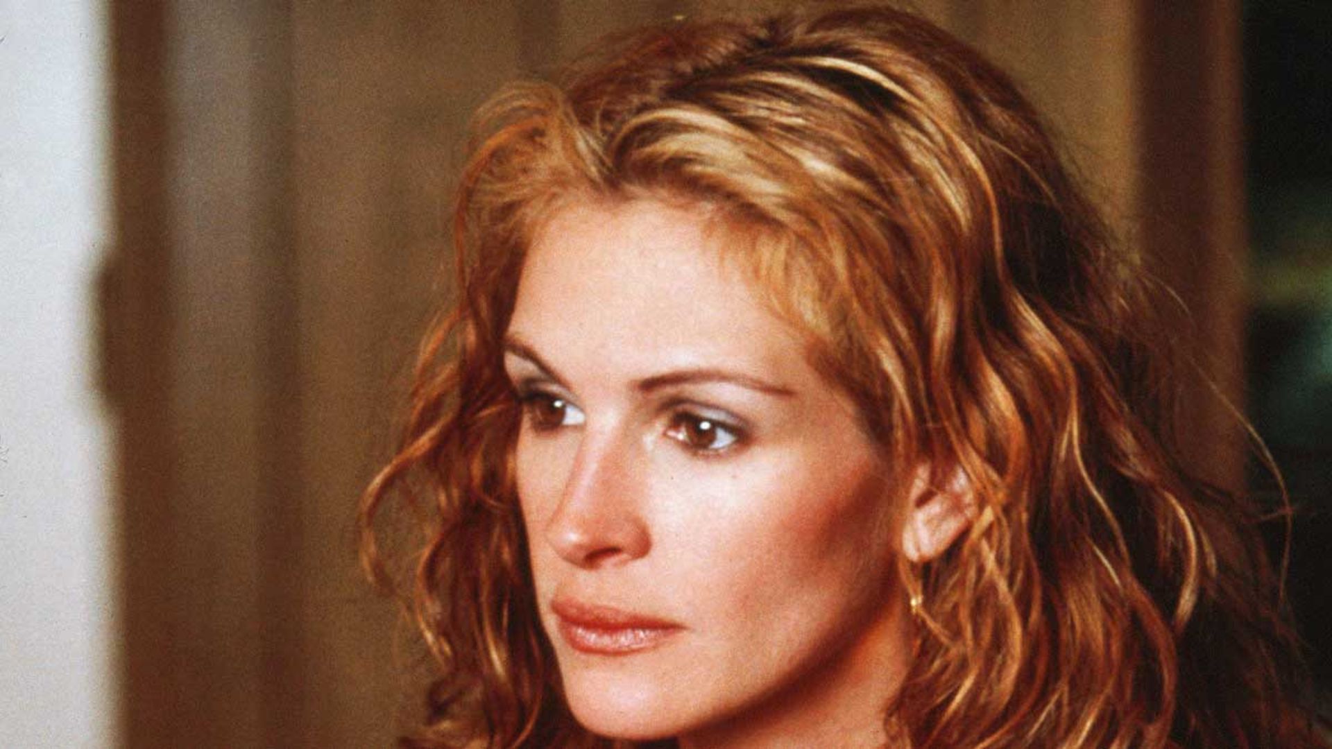 جولیا رابرتز در فیلم درام Erin Brockovich به کارگردانی استیون سودربرگ