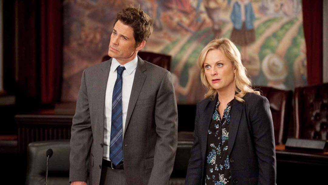 ایمی پولر به همراه بازیگر دیگری در سریال Parks and Recreation