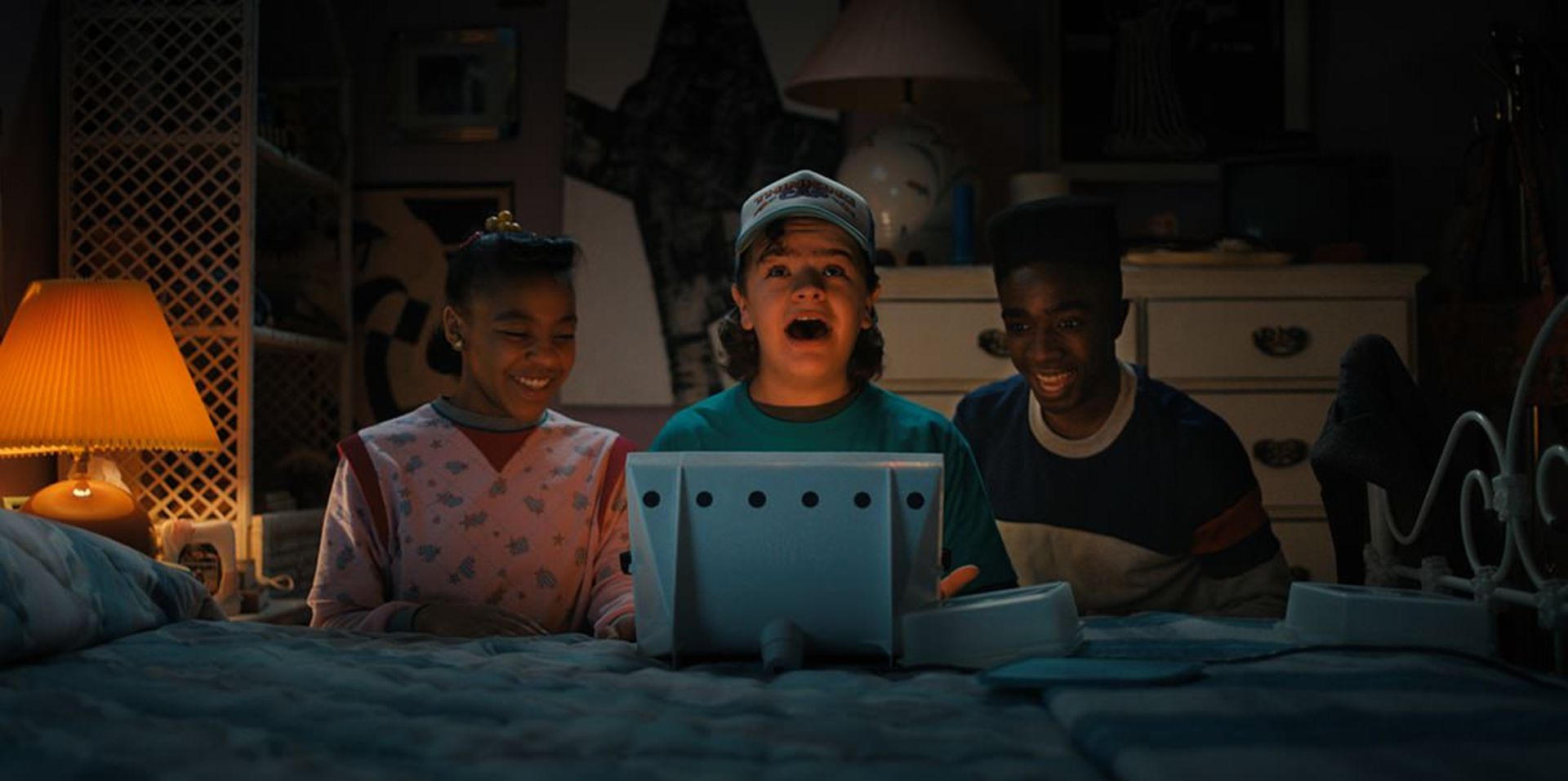 2022-3-stranger-things-season-4-first-images-09