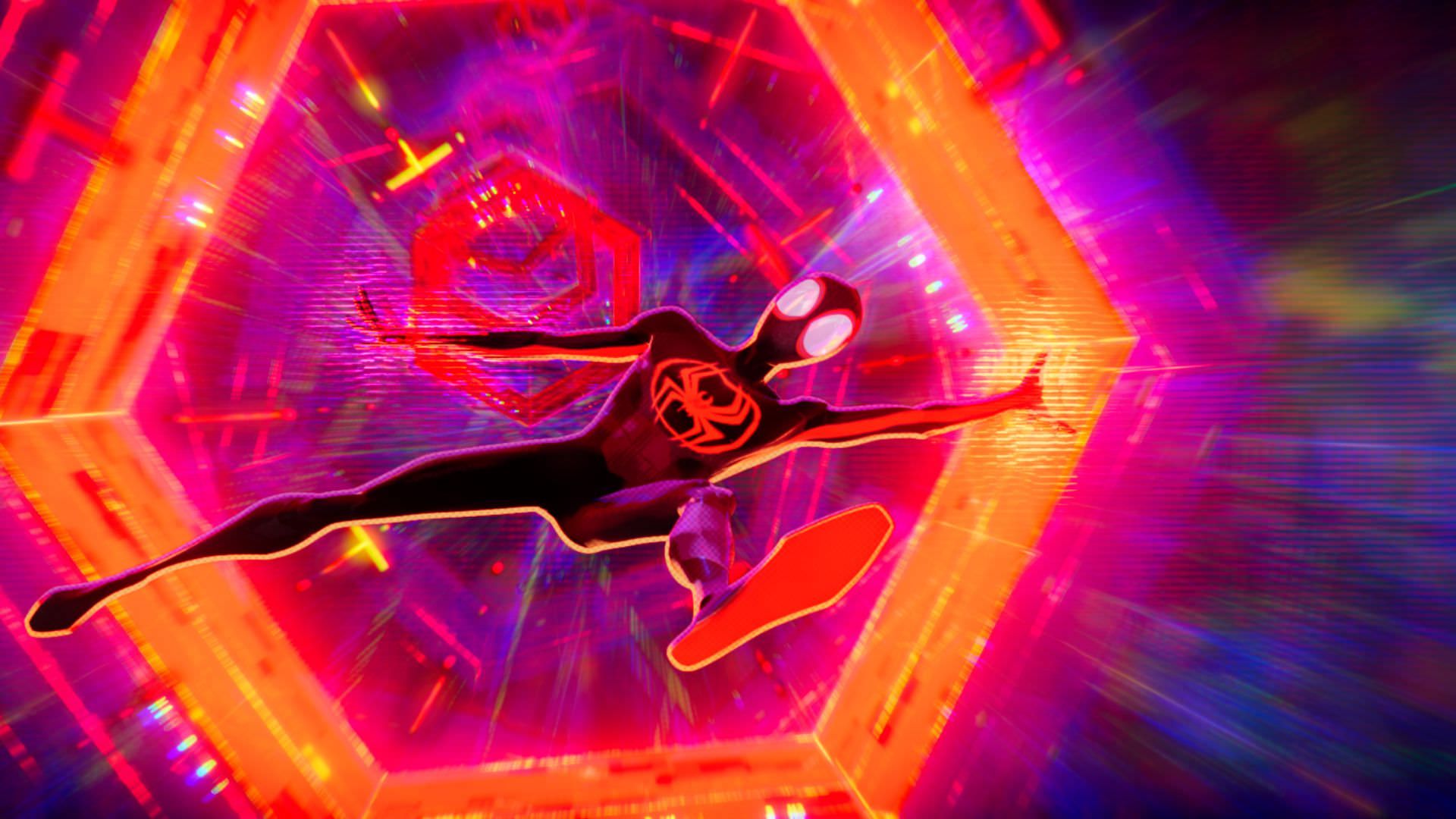 نسخه مایلز مورالز مرد عنکبوتی در پورتال سفر در دنیاهای مختلف در انیمیشن Spider-Man: Across the Spider-Verse 