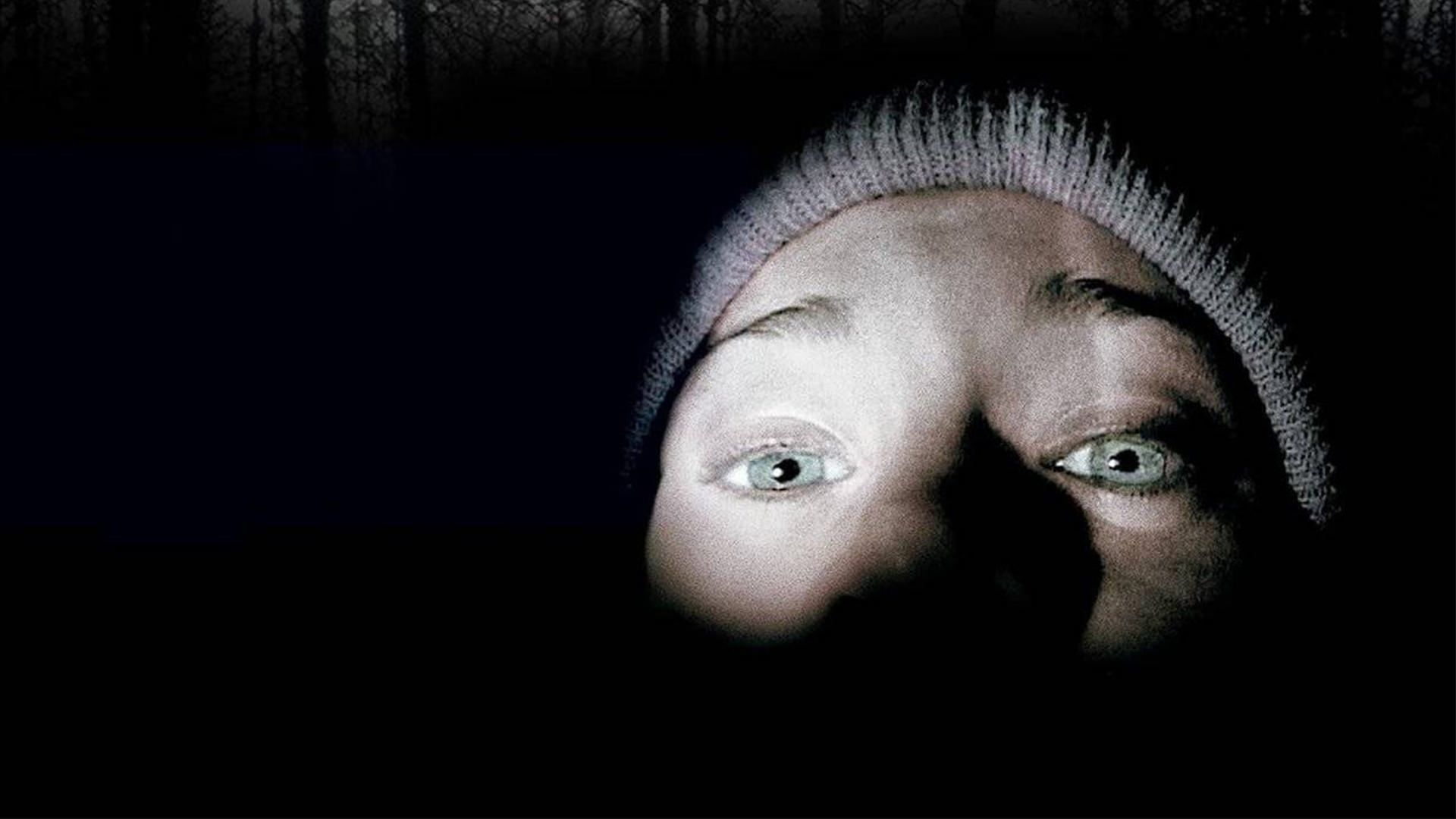 کاراکتر فیلم ترسناک The Blair Witch Project در جنگل