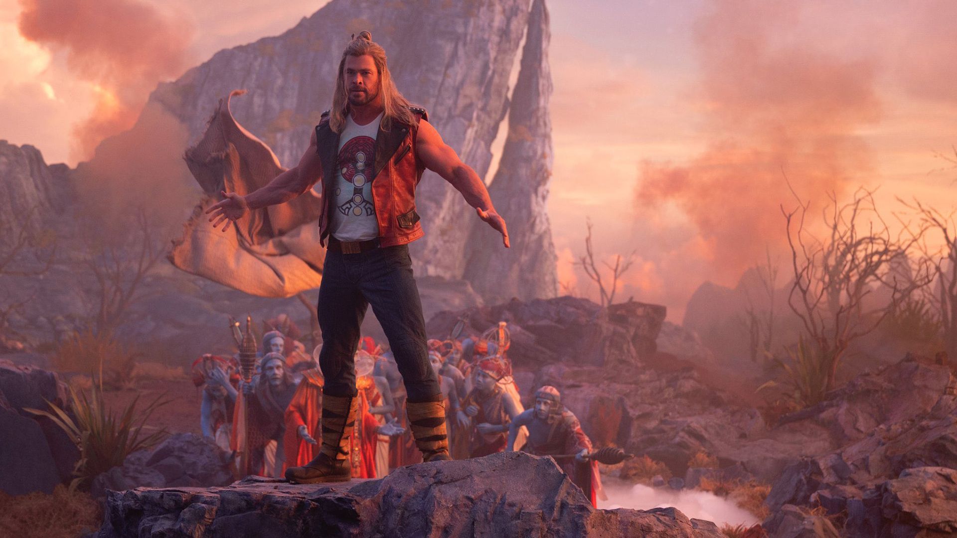 روجر ثور با بازی کریس همسورث در فیلم Thor: Love and Thunder