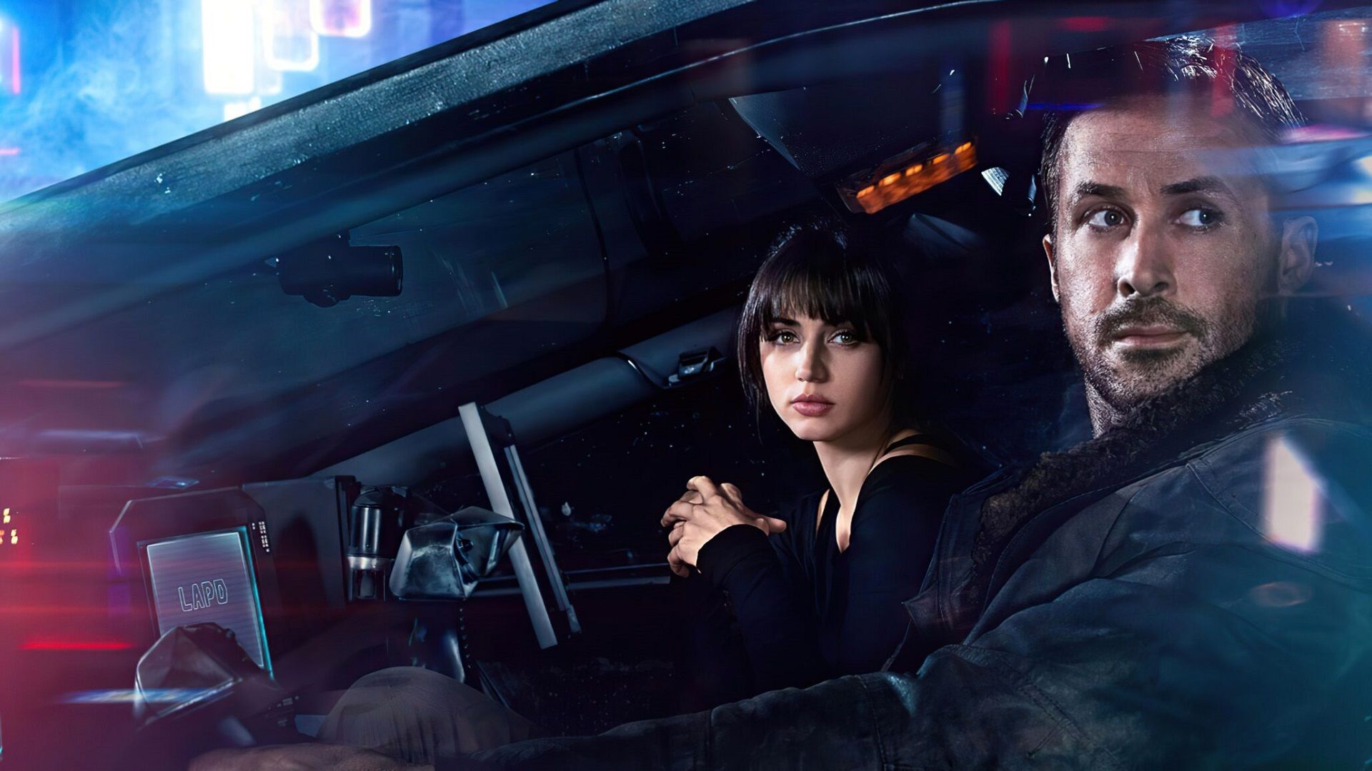 رایان گاسلینگ و آنا د آرماس در فیلم Blade Runner