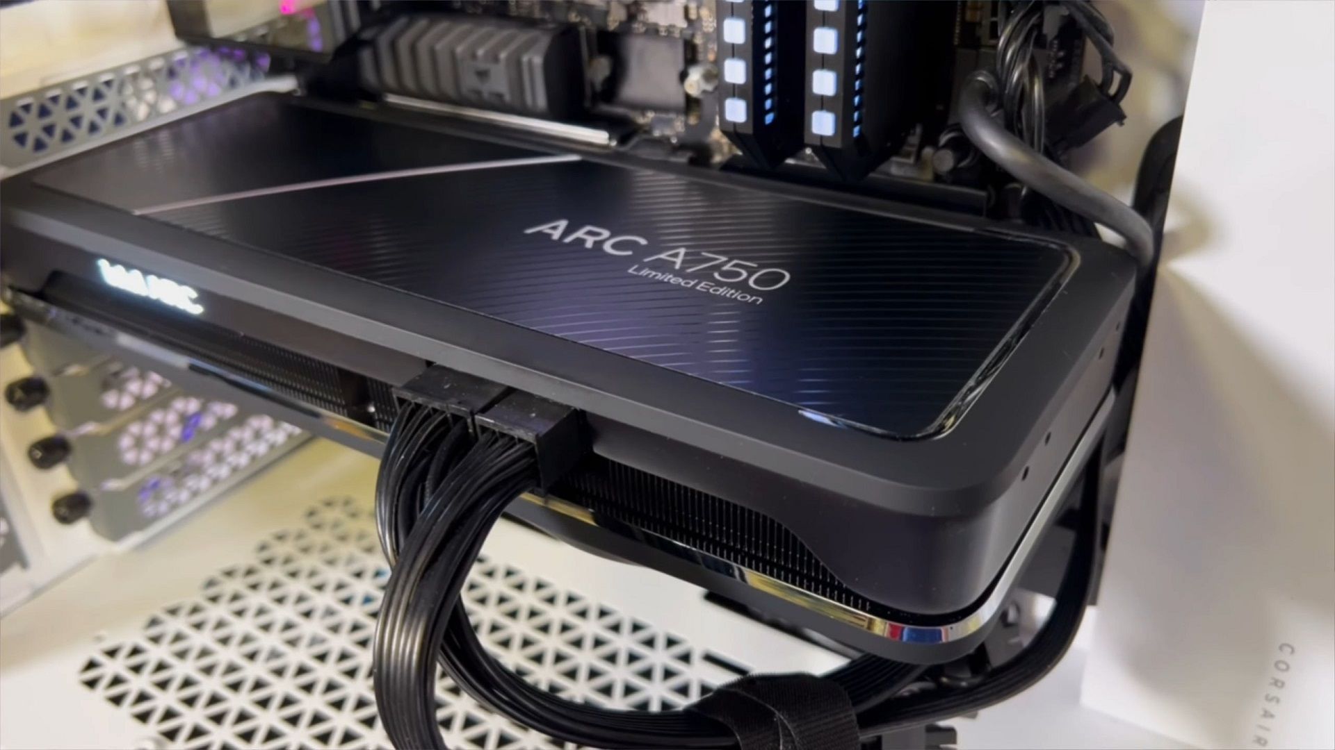 کارت گرافیک Arc A750