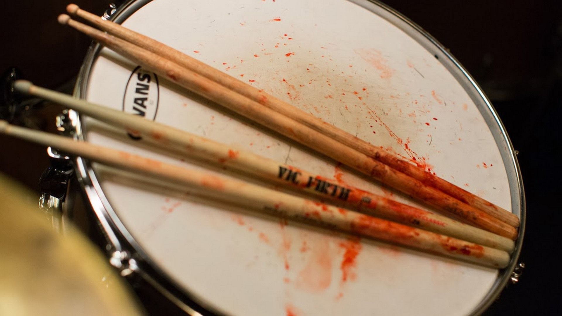 تصویری از یک درام و چند استیک خونی در فیلم شلاق (Whiplash)