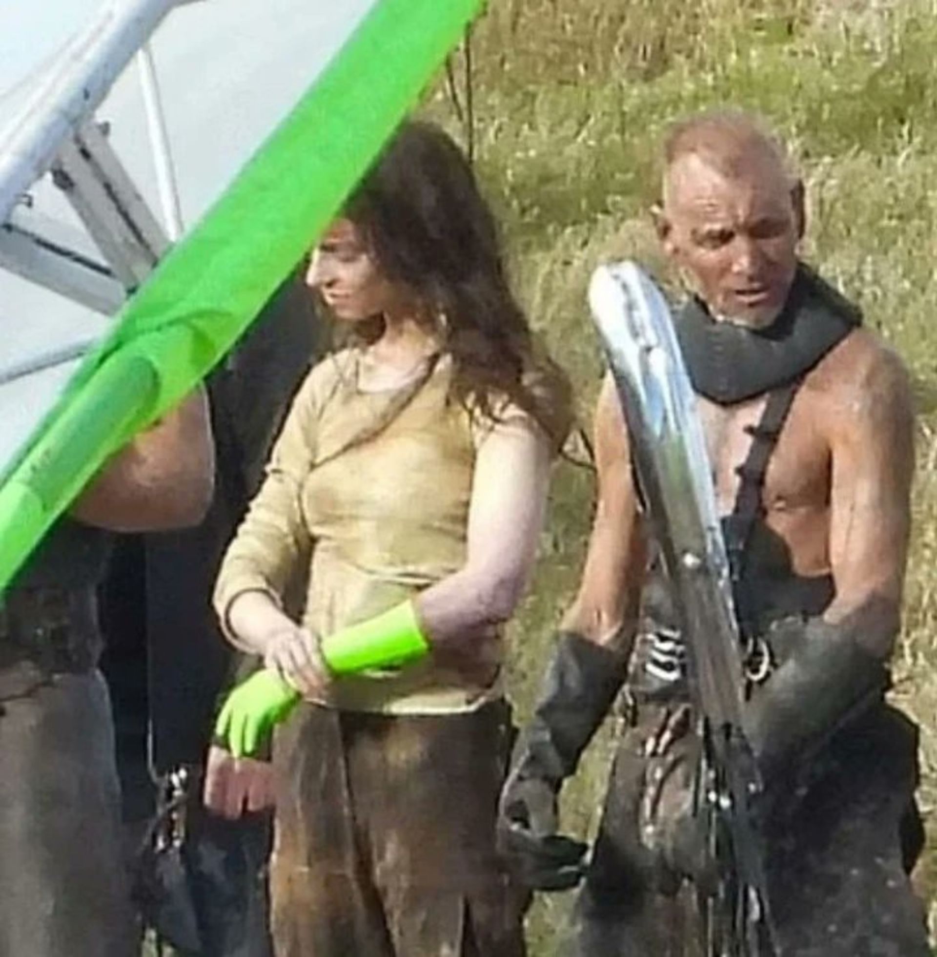 2022-8-furiosa-set-photos-tease-anya-taylor-joys-character-transformation-01