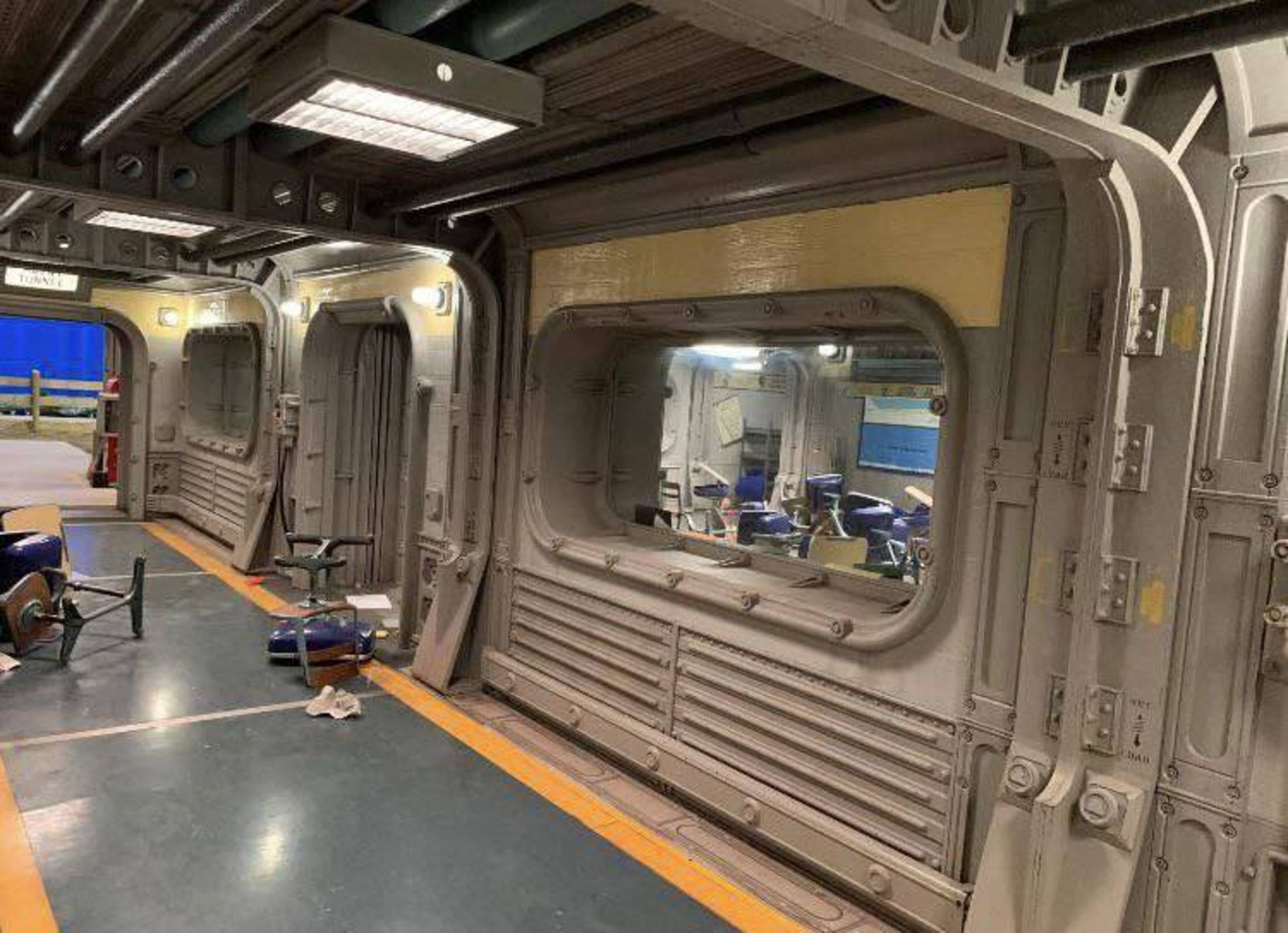 2022-8-leaked-fallout-new-set-images-03