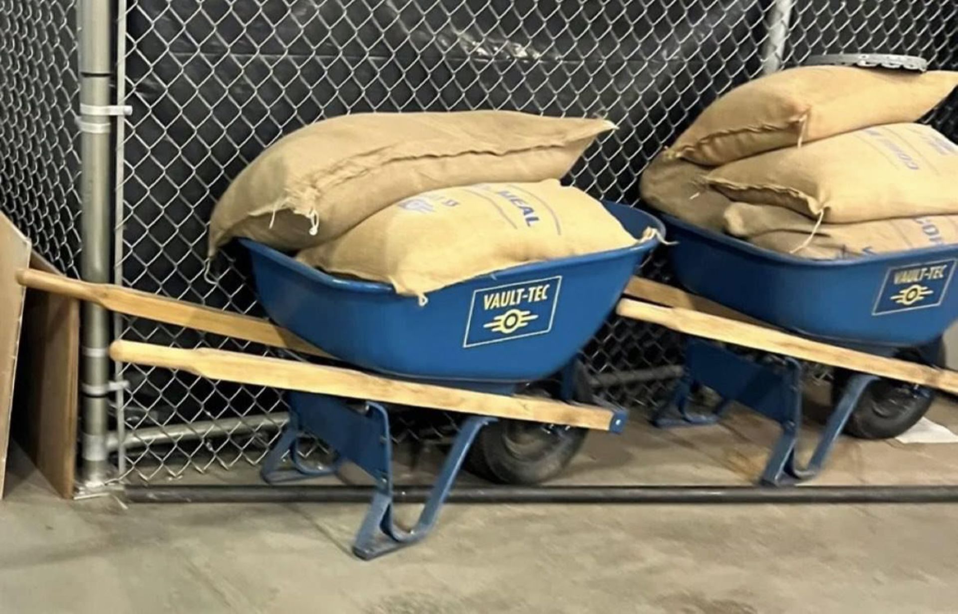 2022-8-leaked-fallout-new-set-images-08