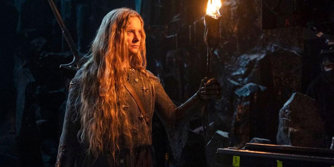 2022-8-morfydd-clark-e-galadriel