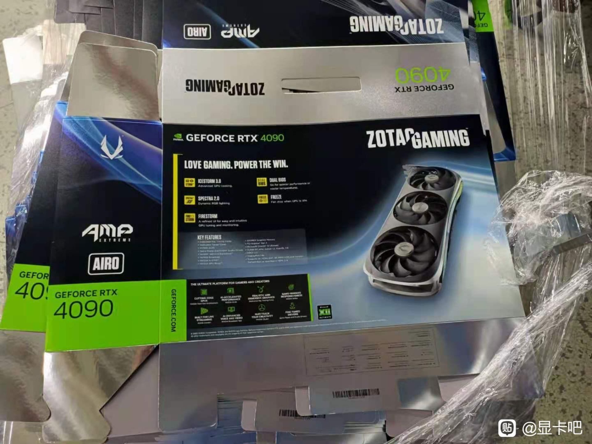 بسته بندی کارت گرافیک RTX 4090