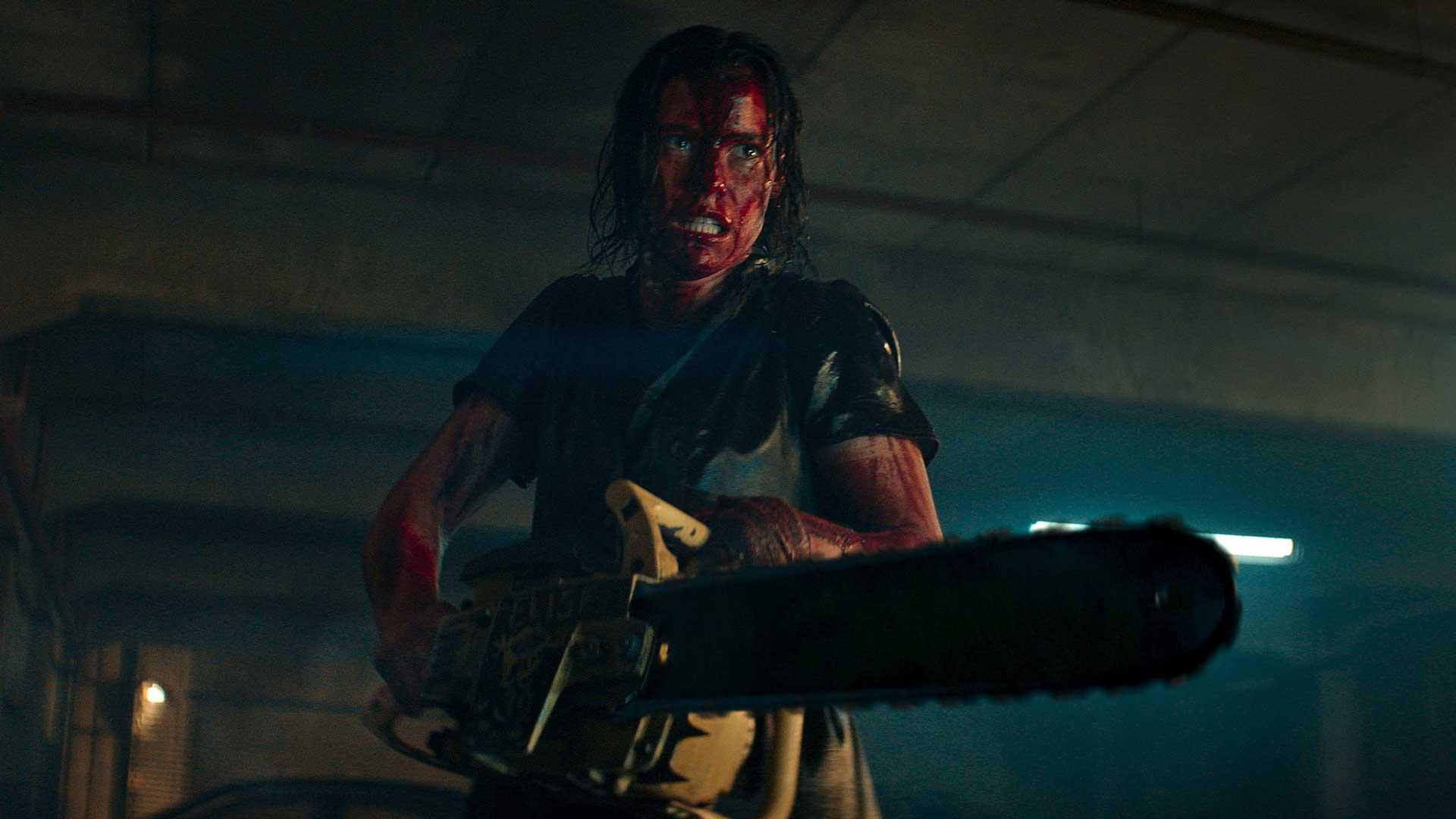 اره برقی در فیلم ترسناک Evil Dead Rise (مرده شریر برمی‌خیزد)، یکی از موردانتظارترین فیلم های سال ۲۰۲۳