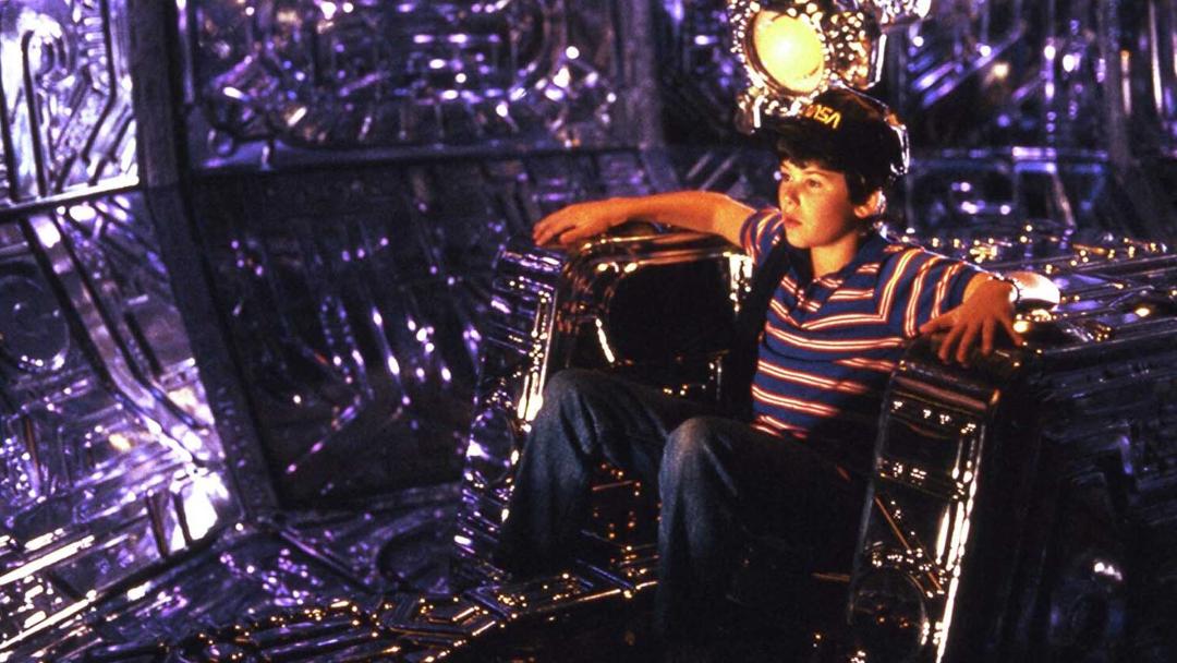 پسر بچه‌ای در سفینه فضایی در فیلم Flight of the Navigator