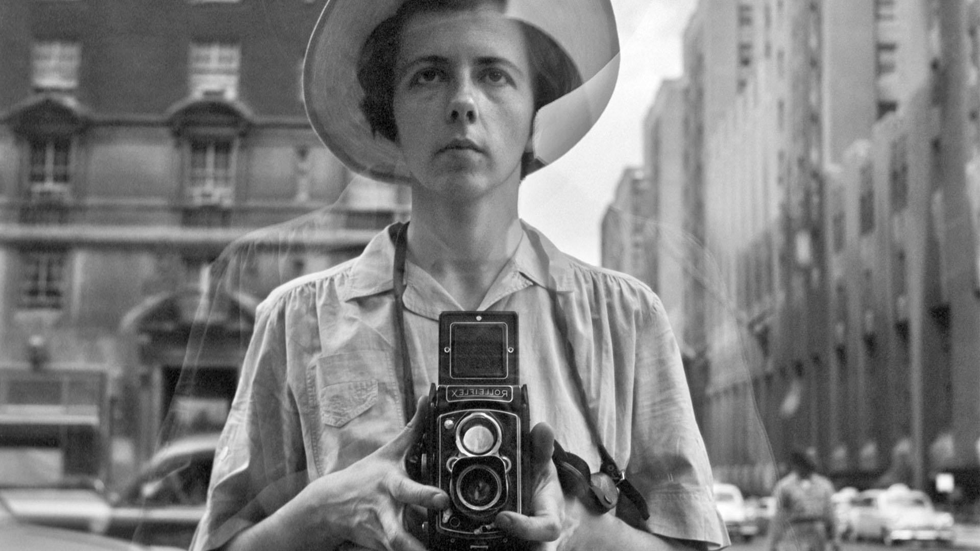 کاور مستند Finding Vivian Maier
