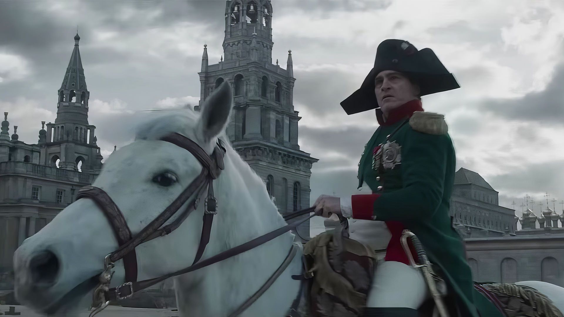 ماجراجویی امپراتور فرانسه در فیلم Napoleon 