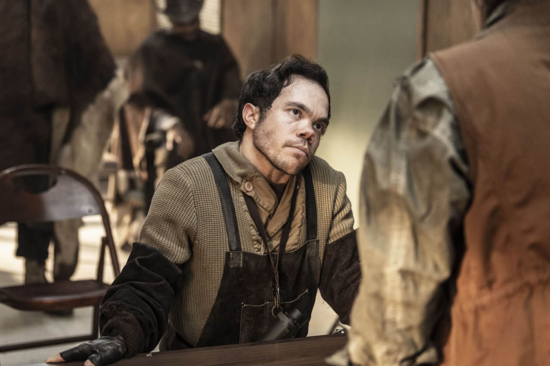 2023-10-the-walking-dead-the-ones-first-look-photos-03