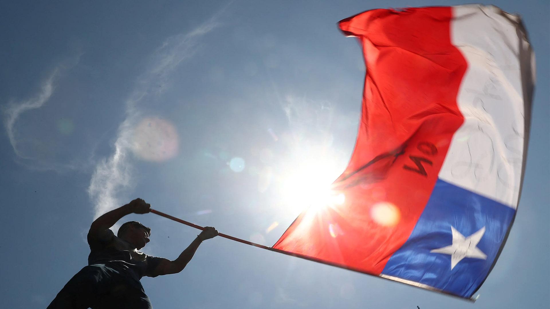کاور مستند Chile: When Will It End