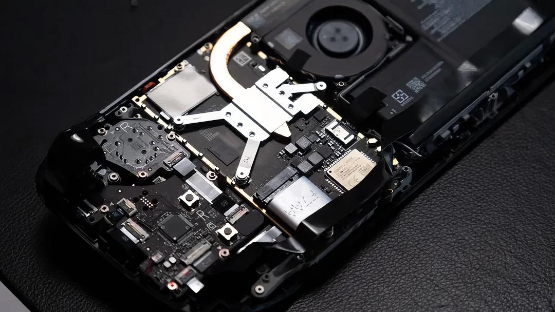 2023-11-steam-deck-oled-inside