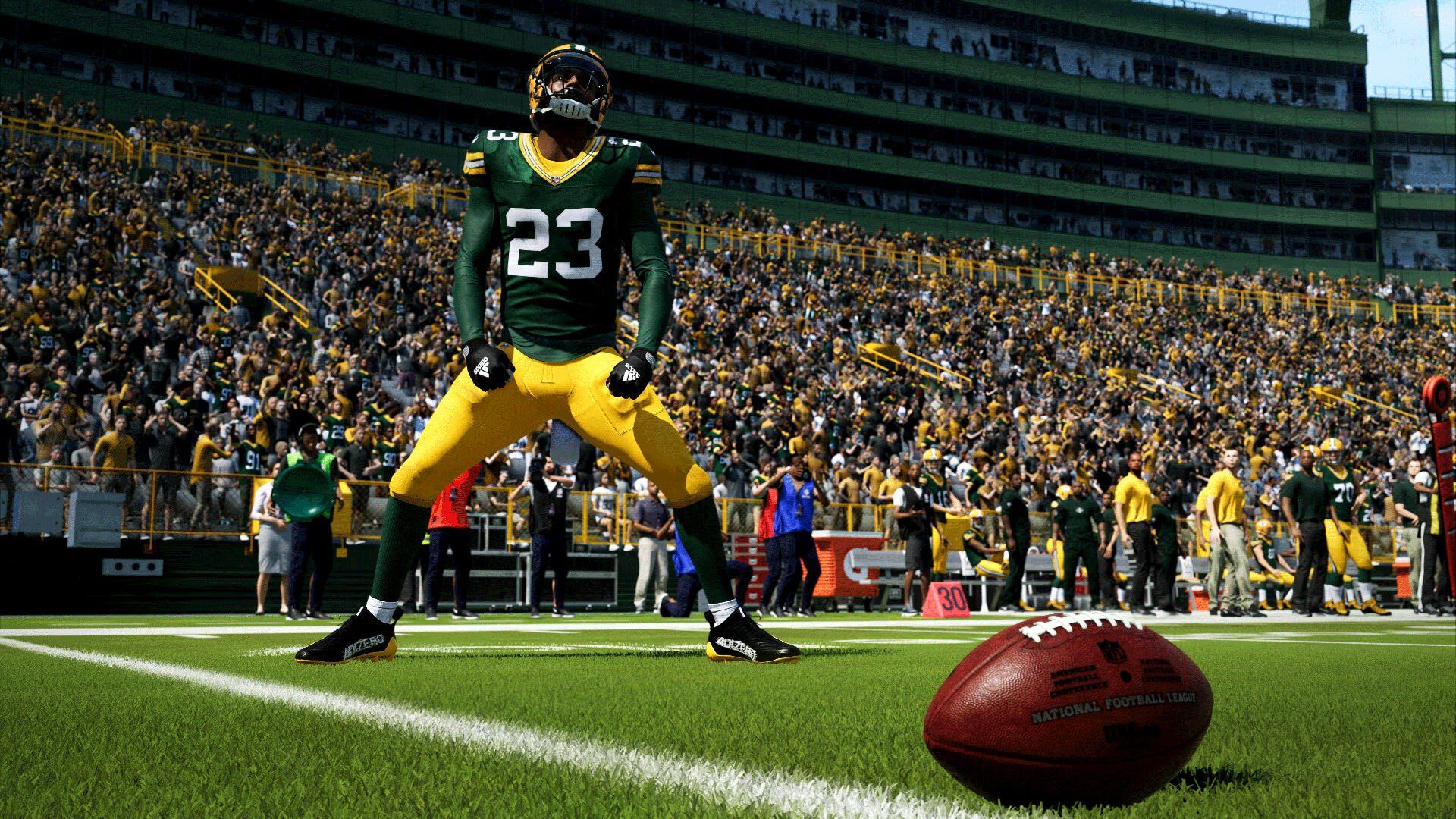 توپ و بازیکن فوتبال آمریکایی در بازی Madden NFL 24