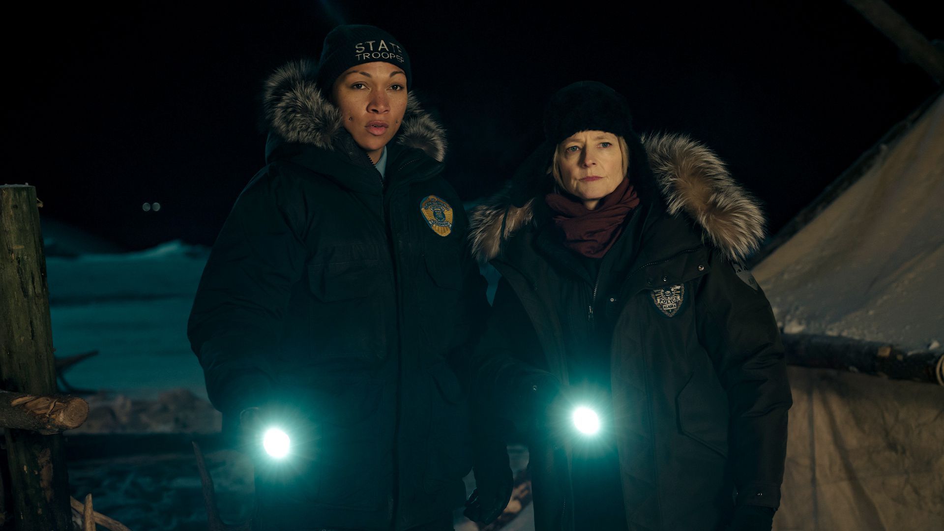 جودی فاستر و کالی ریس در سریال True Detective: Night Country