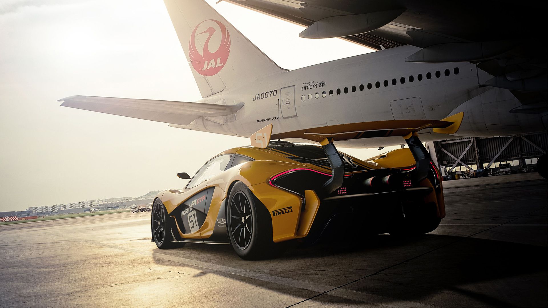 اتومبیل بازی گرن توریسمو در فرودگاه