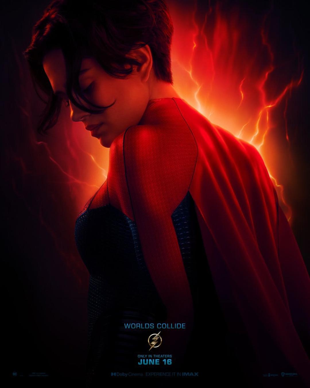 سوپرگرل با بازی ساشا کال در پوستر شخصیت فیلم The Flash 
