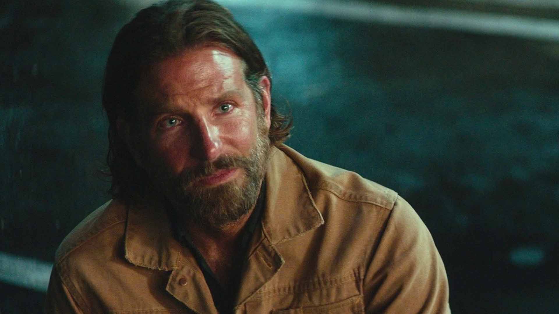 بردلی کوپر در نقش جکسون مین در فیلم A Star Is Born