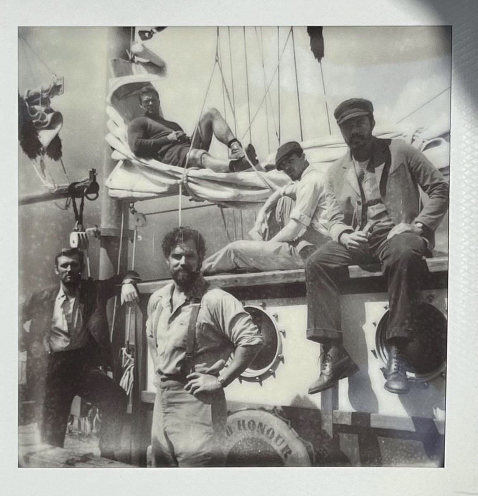 بازیگران فیلم The Ministry of Ungentlemanly Warfare در پشت صحنه آن