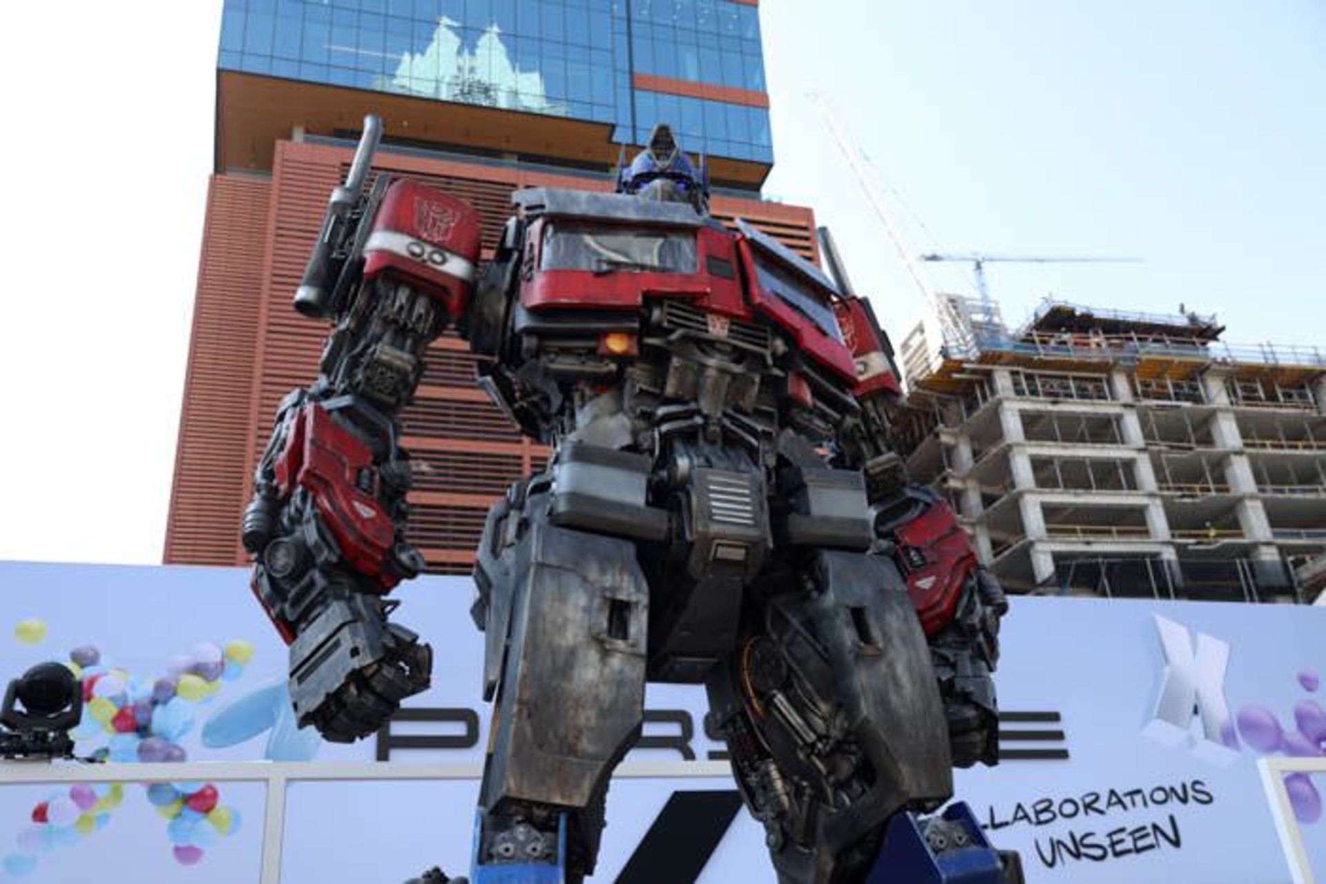 مجسمه آپتیموس پرایم فیلم Transformers: Rise of the Beasts