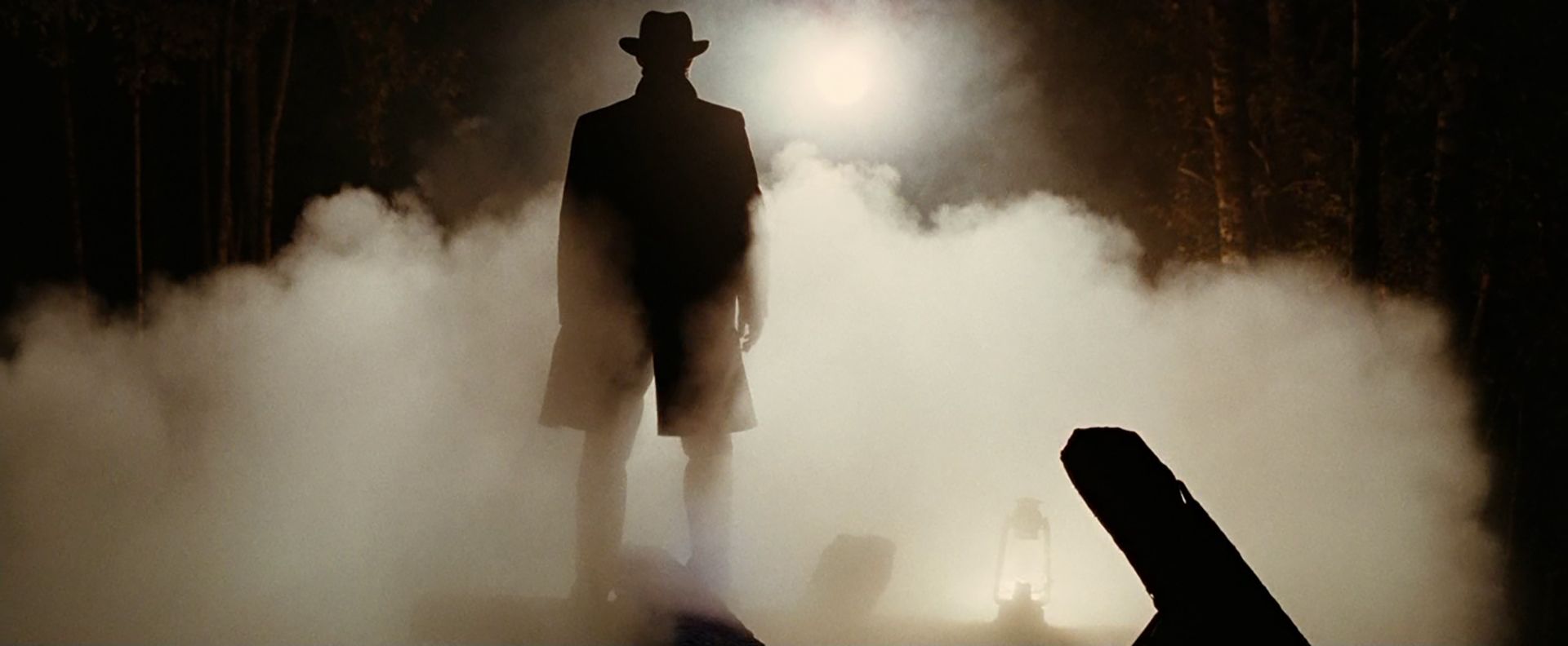 شاتی ماندگار از فیلم The Assassination of Jesse James by the Coward Robert از راجر دیکینز