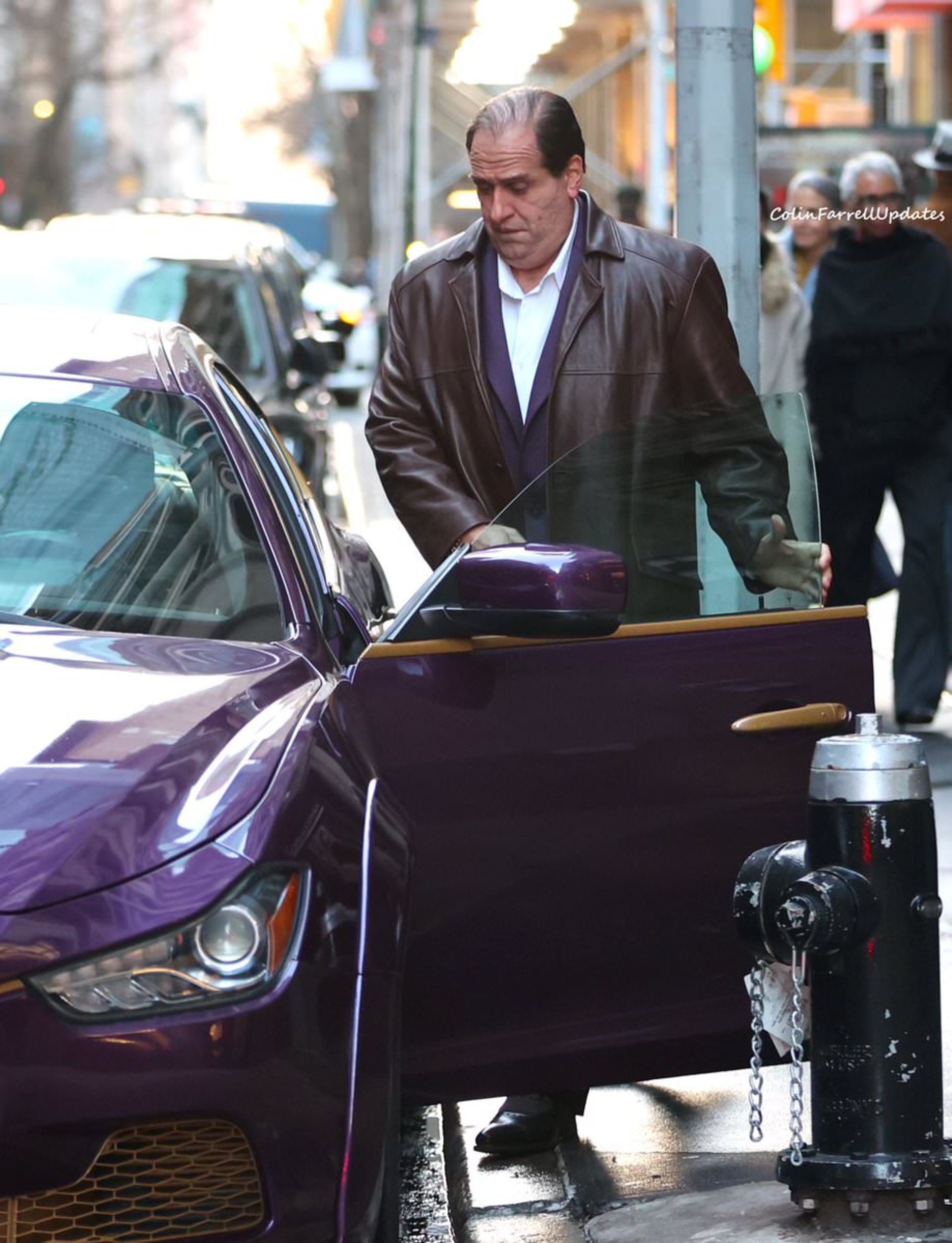 2023-3-the-penguin-set-photos-feature-colin-farrell-08