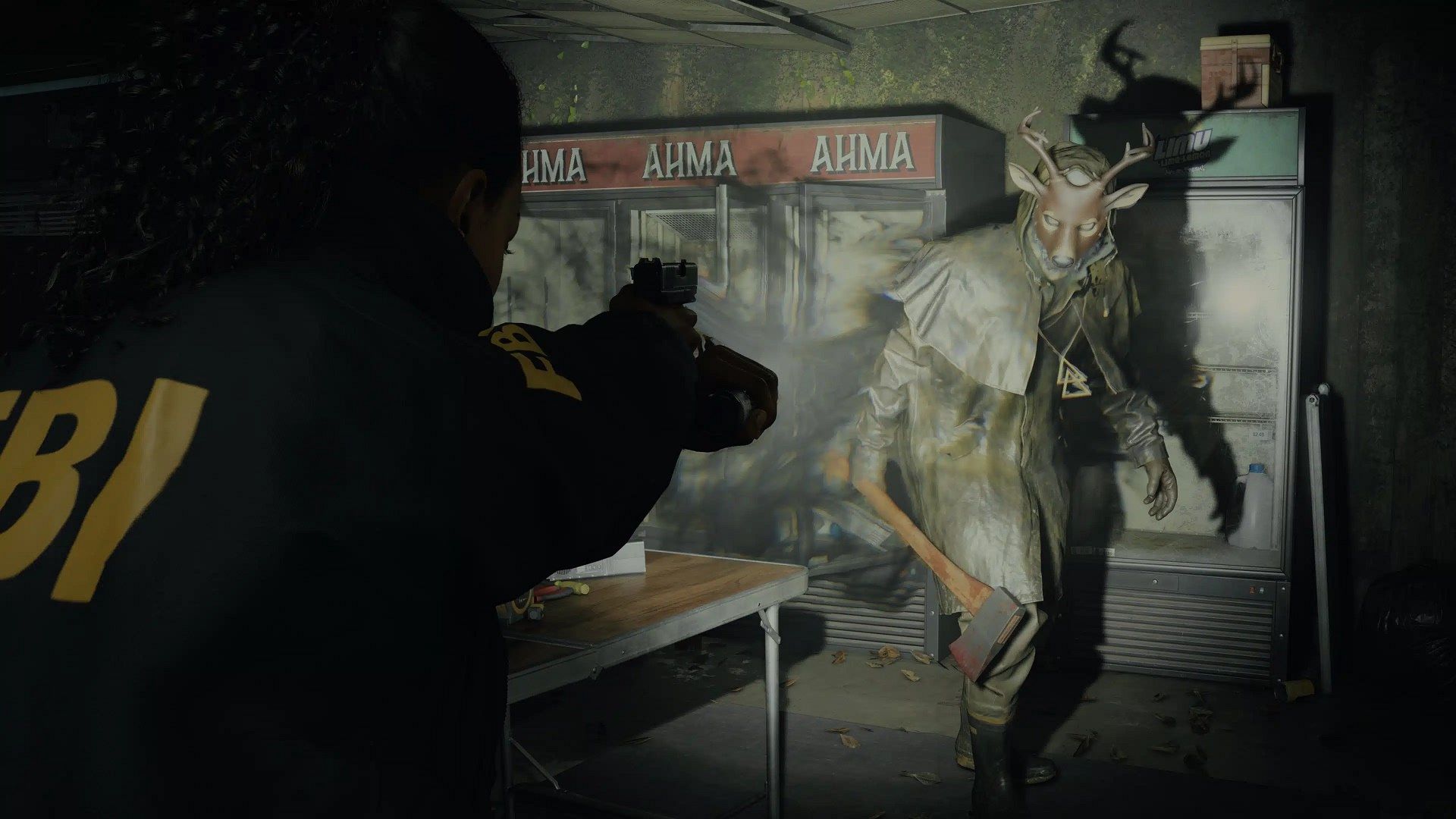 مبارزه با هیولا با سر گوزن در بازی Alan Wake 2