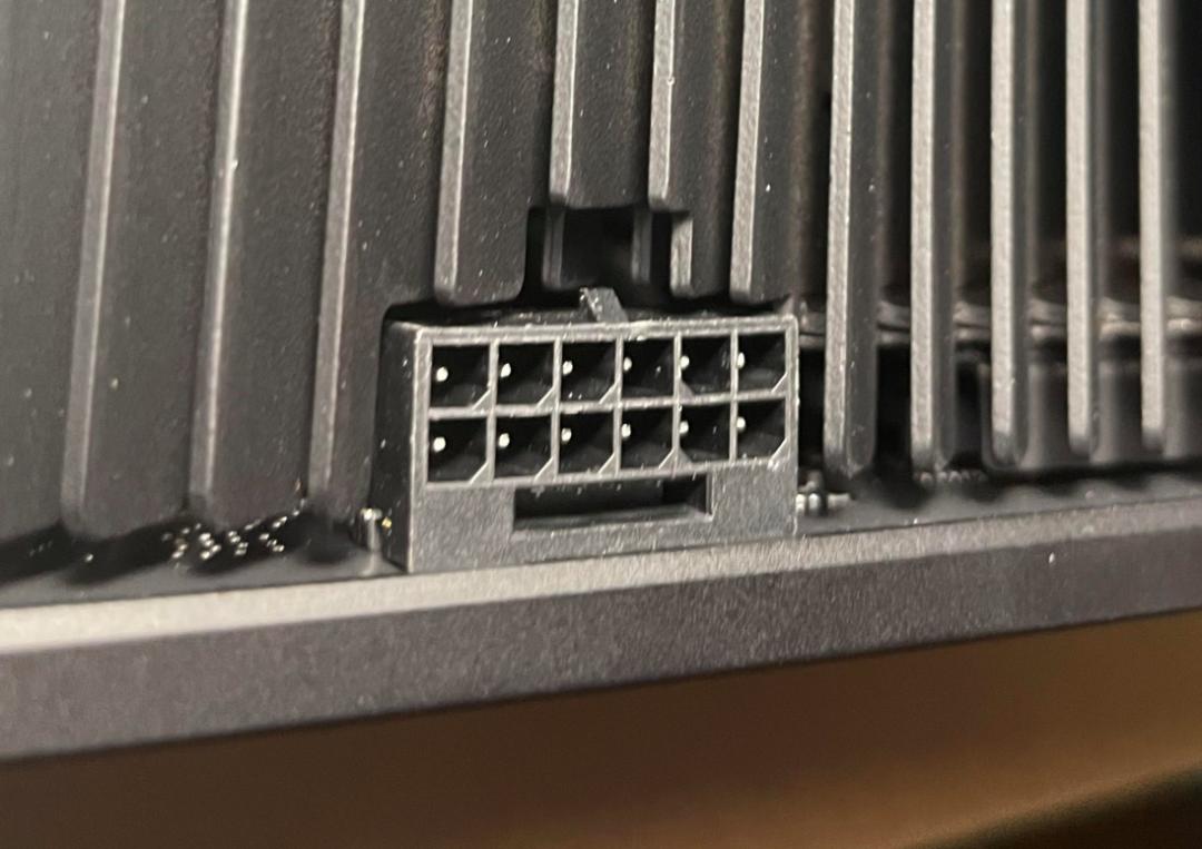 کانکتور جدید کارت گرافیک GeForce RTX 4090 FE 