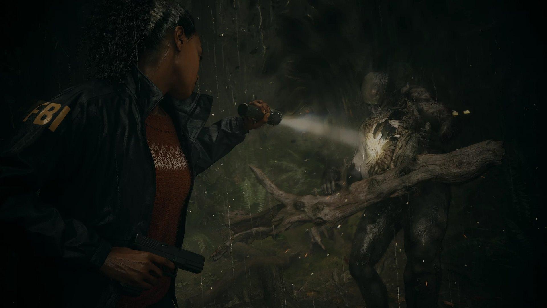 مبارزه پلیس زن بازی Alan Wake 2 با یک هیولا