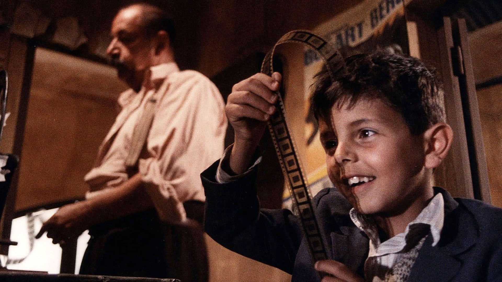 دو شخصیت اصلی فیلم فیلم Cinema Paradiso جوزپه تورناتوره