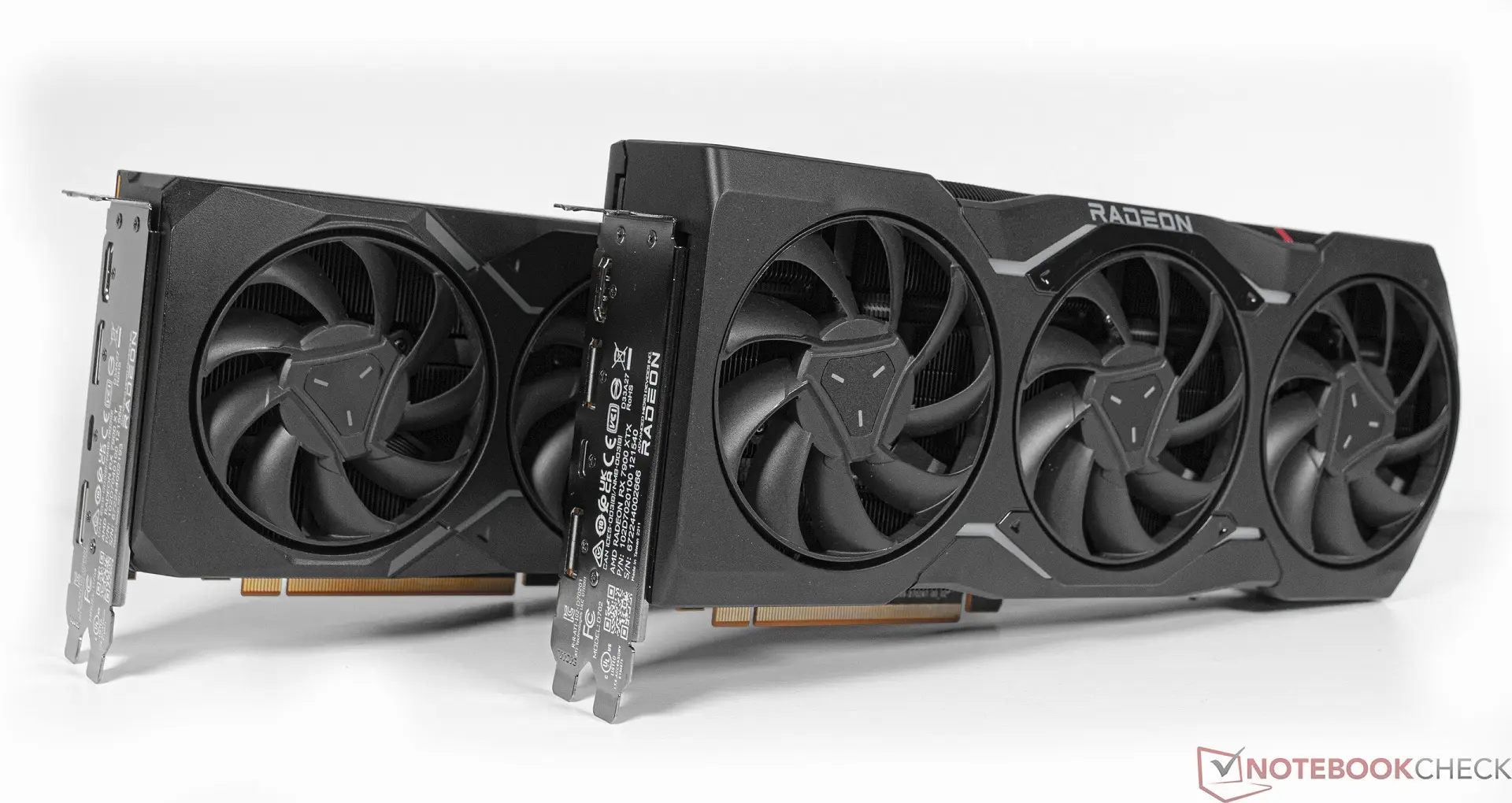 کارت گرافیک AMD Radeon RX 7800 XT