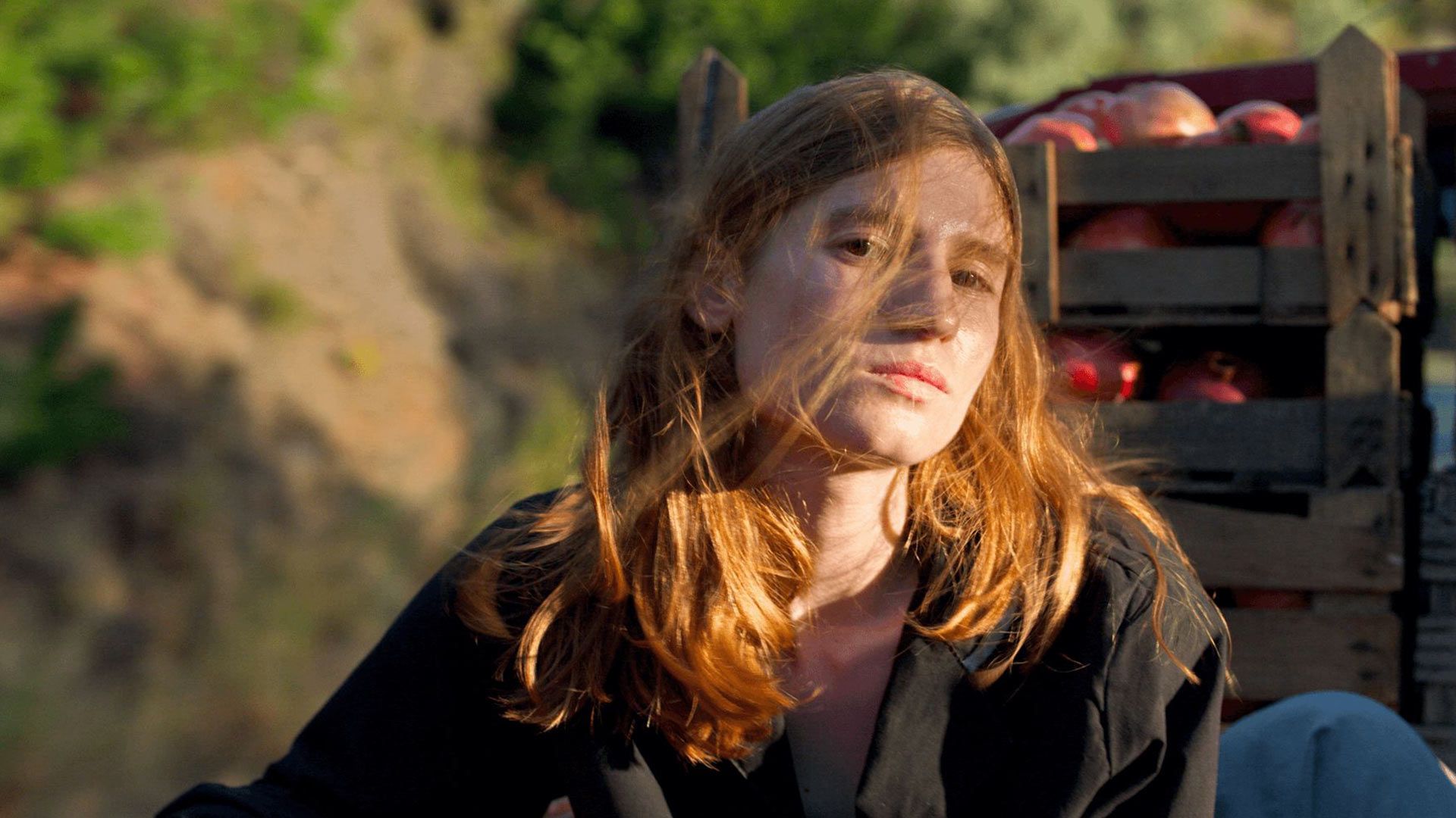 آنجل در حال نگاه کردن در فیلم موزیک