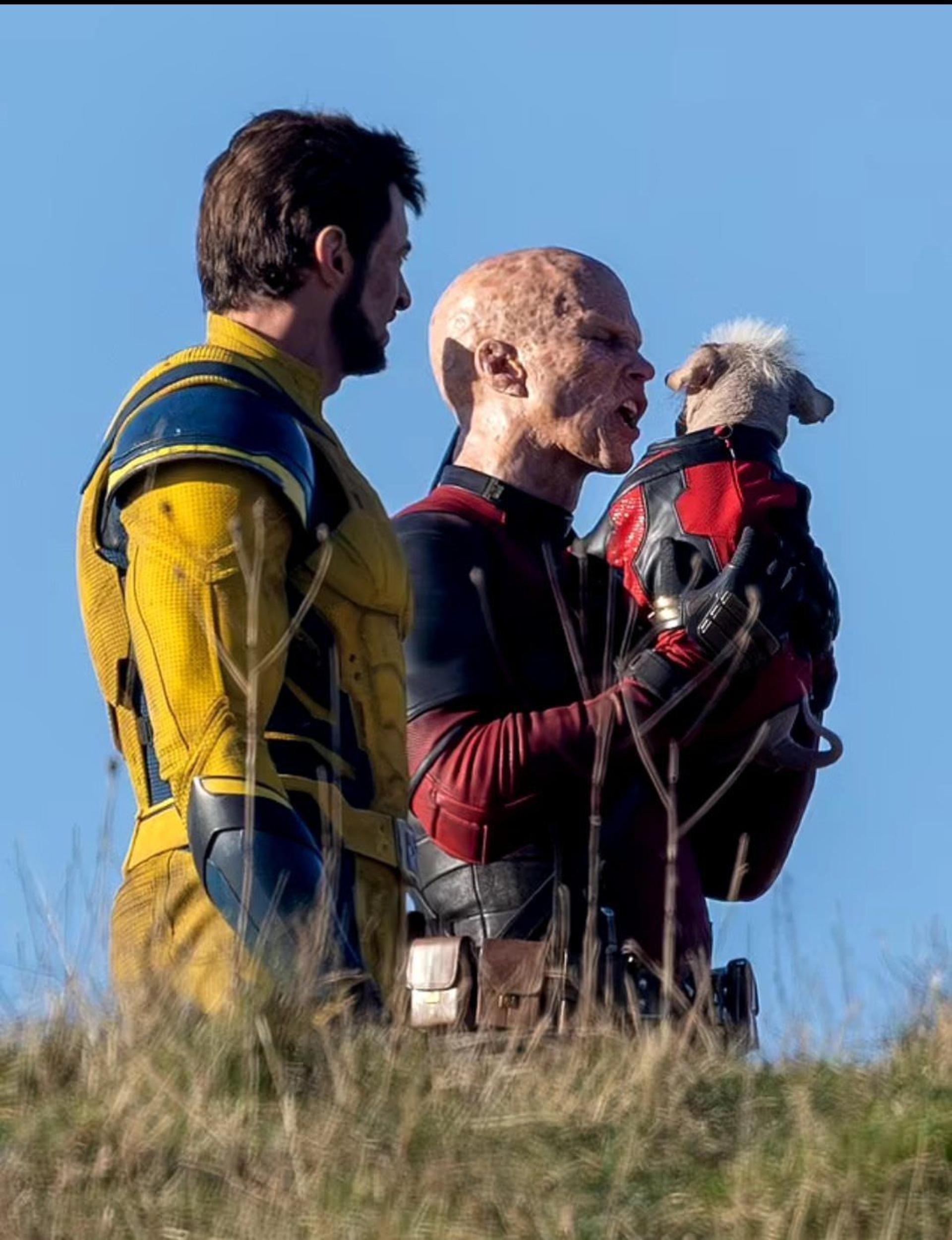 2024-1-deadpool-3-set-photos-reveal-multiple-variants-01