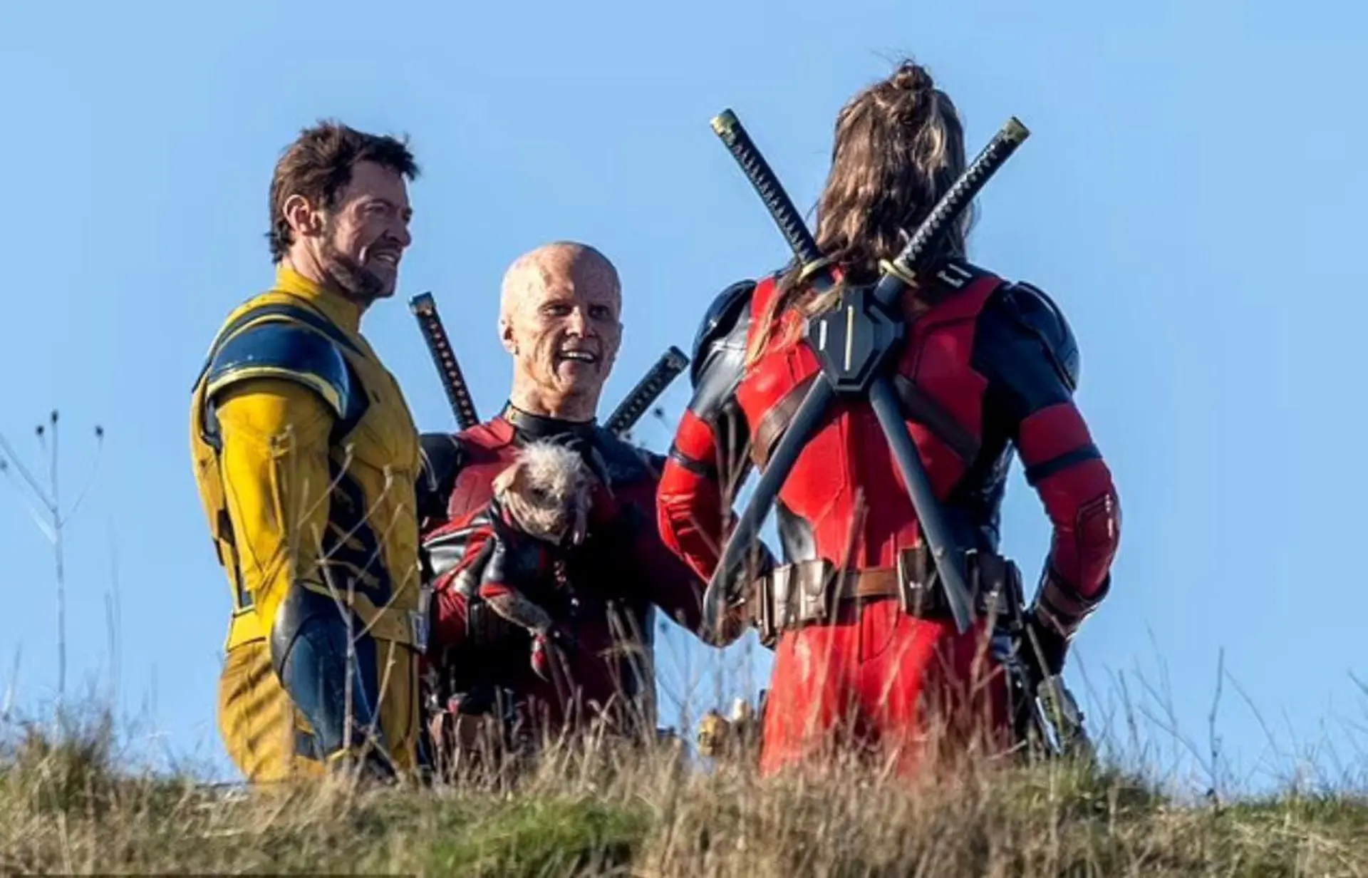 2024-1-deadpool-3-set-photos-reveal-multiple-variants-02