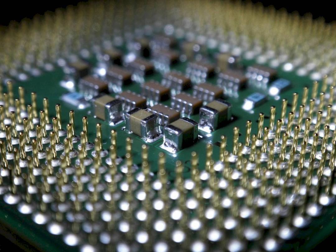 فناوری Hyper-Threading  در تراشه های اینتل